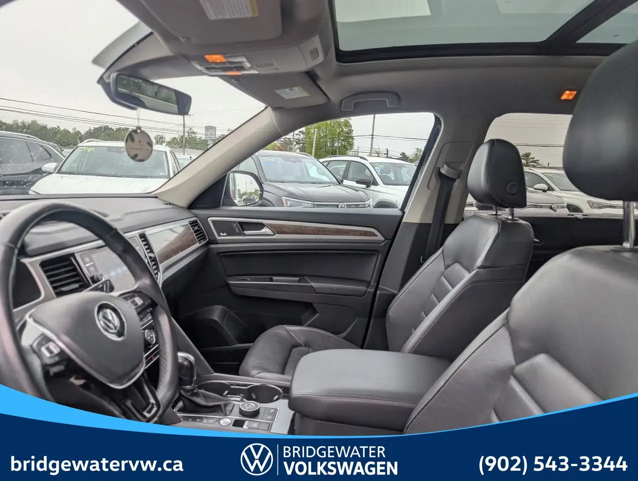 Volkswagen Atlas снимка Volkswagen Atlas
