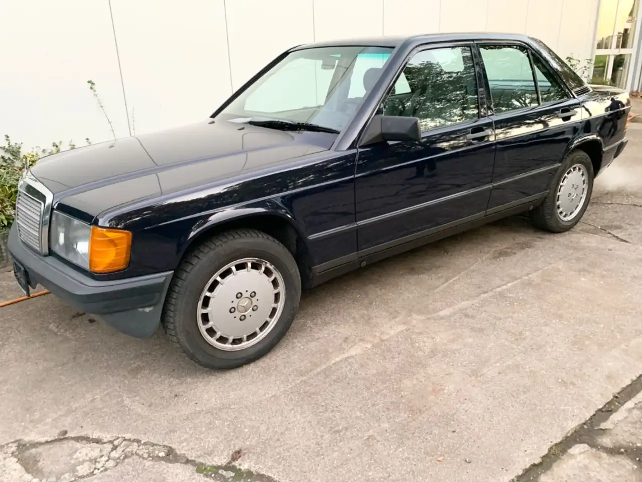 Mercedes-Benz 190 E190 guter Zustand Tüv + H-Zulassung Inspek. neu, foto 3