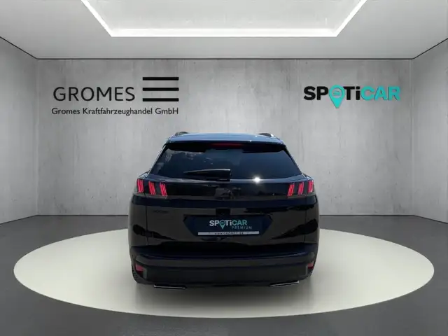 Peugeot 3008 view 4