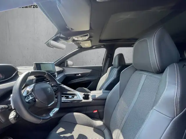 Peugeot 3008 view 9