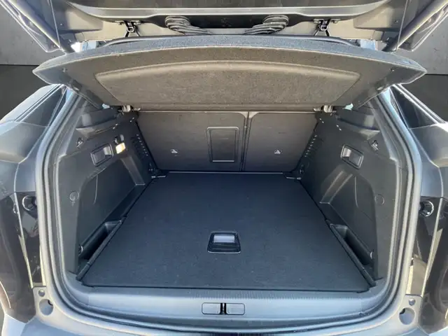 Peugeot 3008 view 7