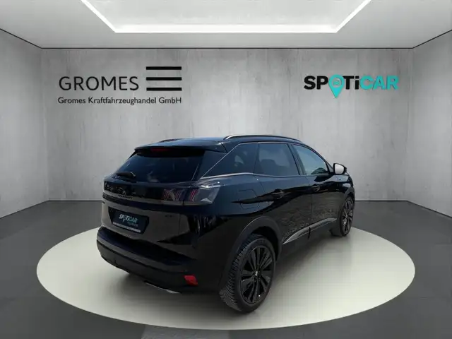 Peugeot 3008 view 3