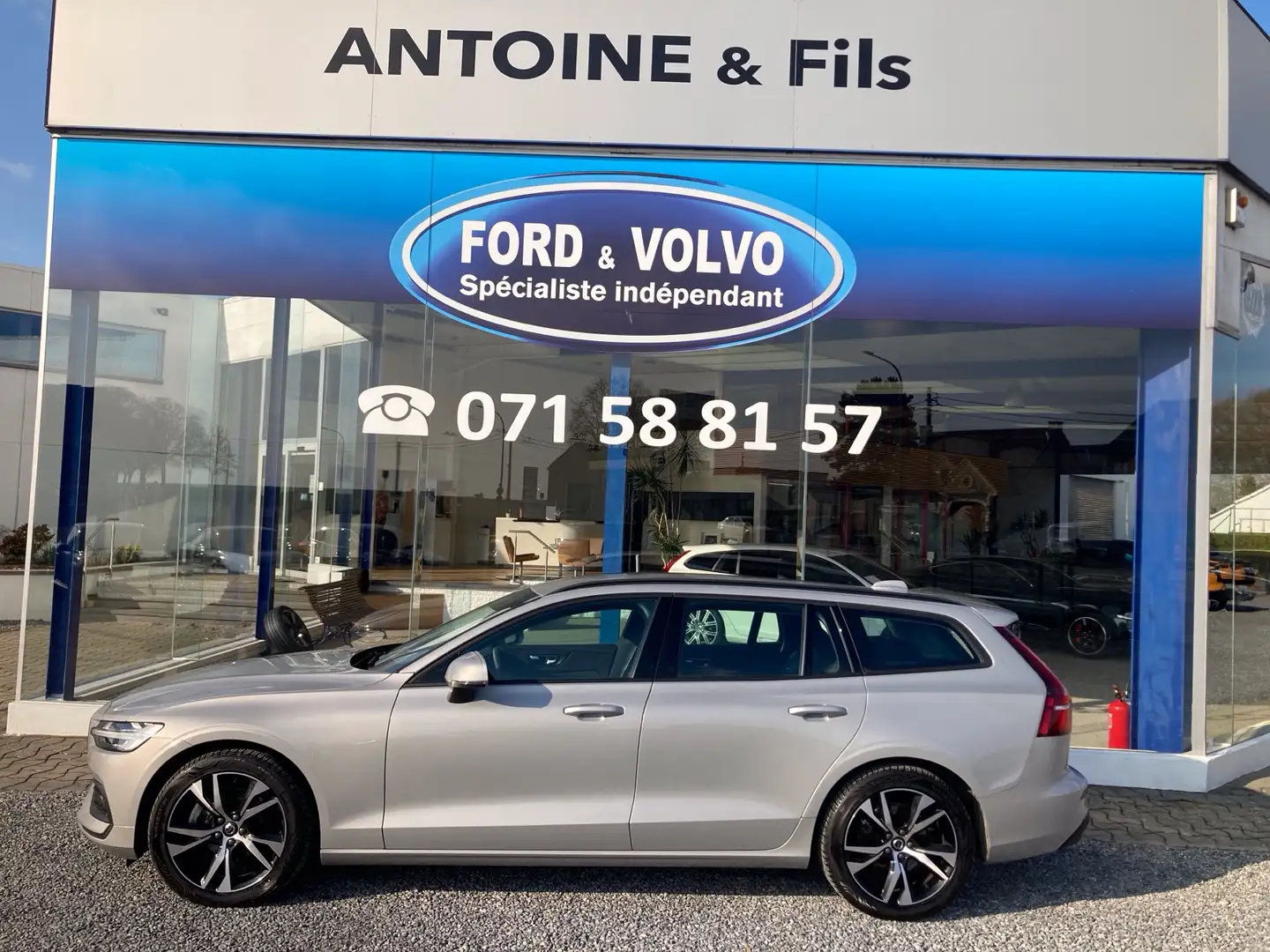 Volvo V60 2.0 B3 Mid Hybride GARANTIE 5 ANS ! Argent - 1