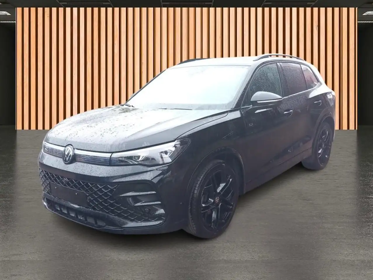 Volkswagen Tiguan 1.5 eTSI DSG R-Line*BlackStyle*HD Matrix*