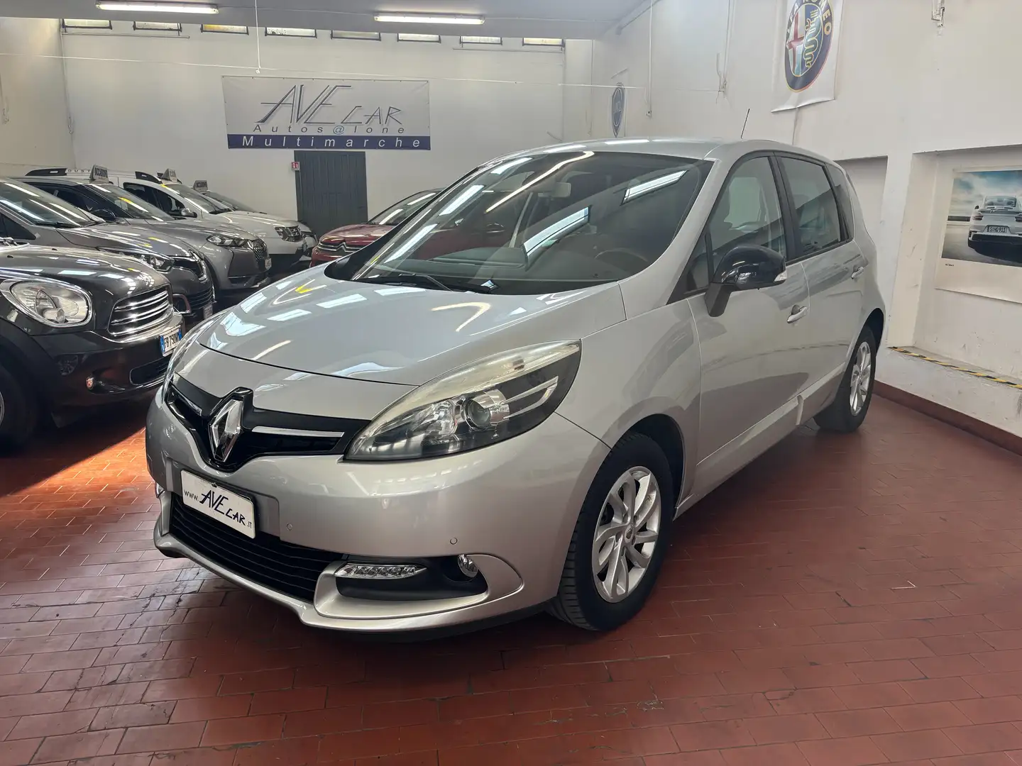 Renault Scenic X-Mod 1.5 EURO 6B 1 PROPRIETARIO OK NEOPATENTATI Argento - 1