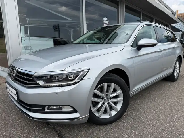 Volkswagen Passat Variant Comfortline 2.0TDI 4M DSG 140KW