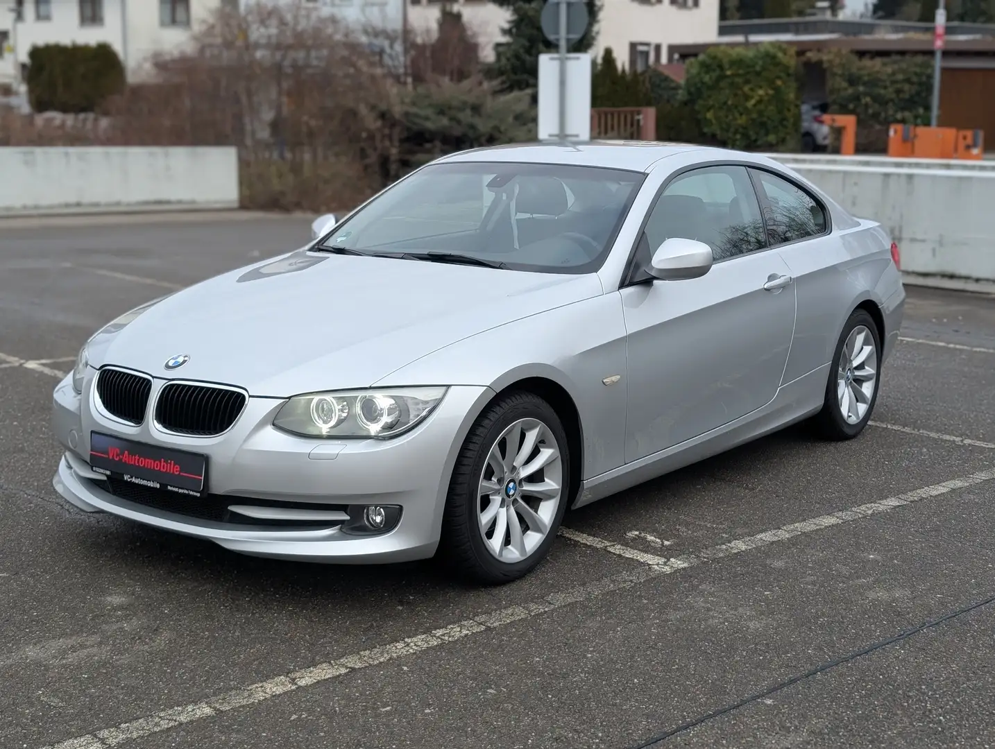 BMW 320 320d Coupe/ Automatik/ Xenon/ 2.Hand Gris - 1
