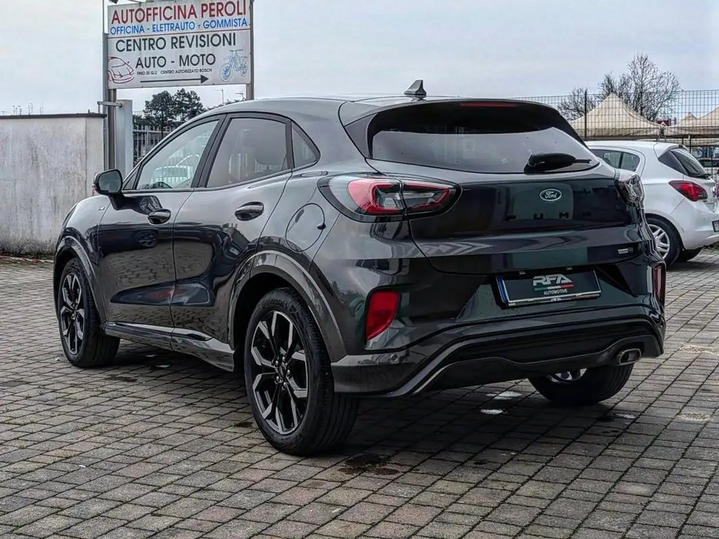Ford Puma ST-line X Design s&s 125cv auto Grigio - 2