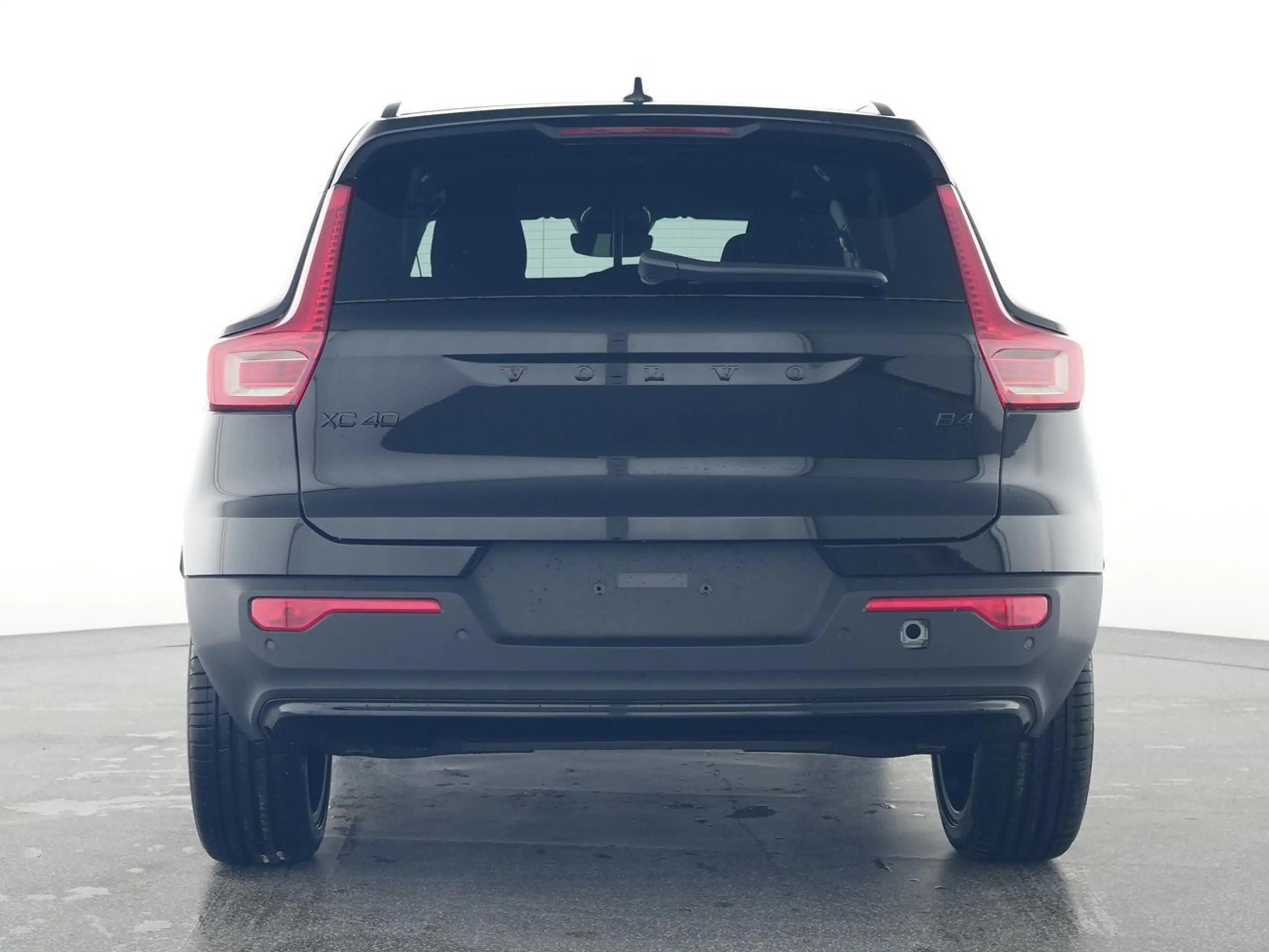 Volvo XC40 B3 Plus Black Edition !!360°+ALARM.+STANDHZ — photo 4