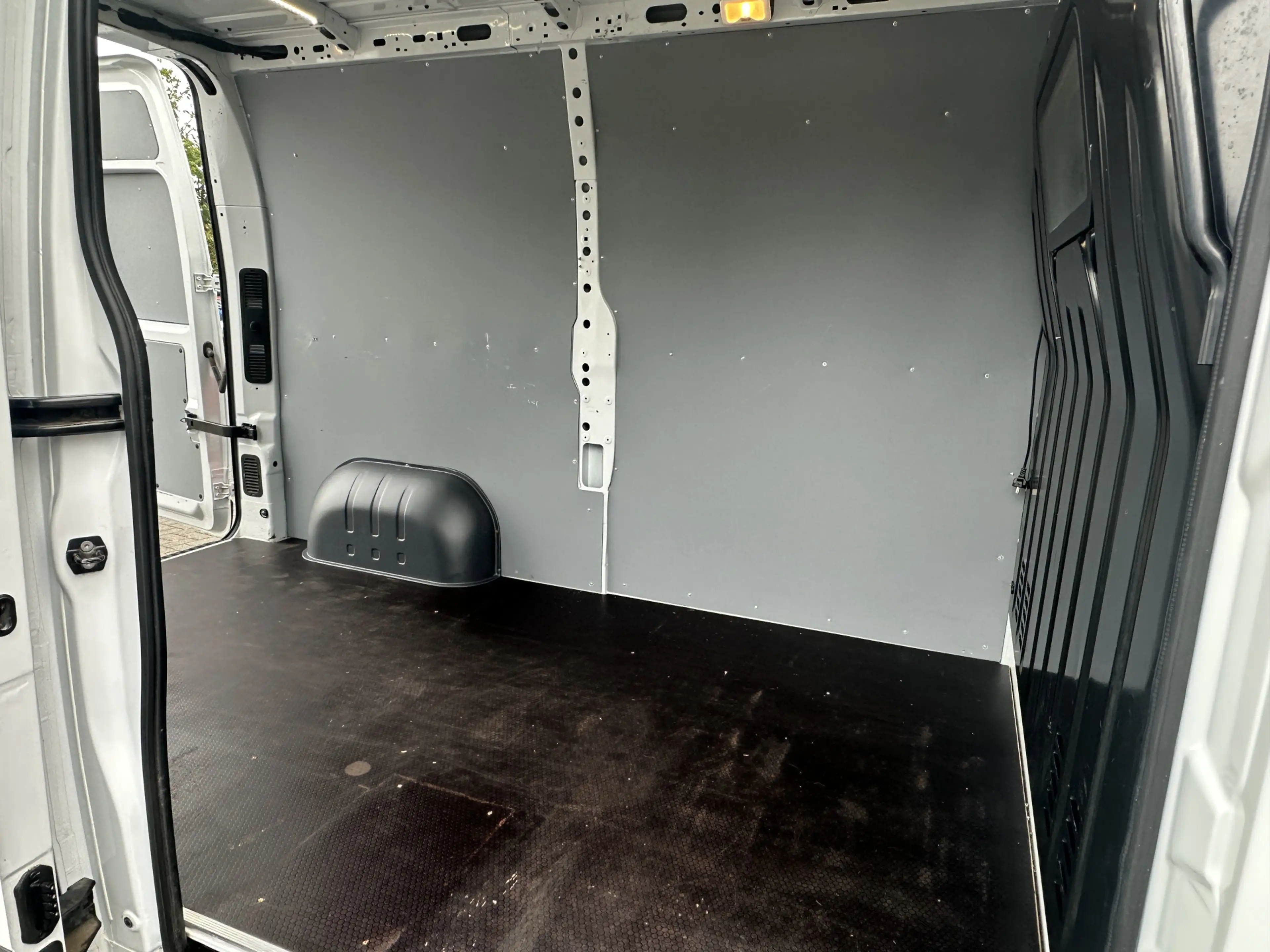 Nissan NV400 2.3dCi 150PK L2H2 / Trekhaak / Cruisecontrol / Cam — photo 10