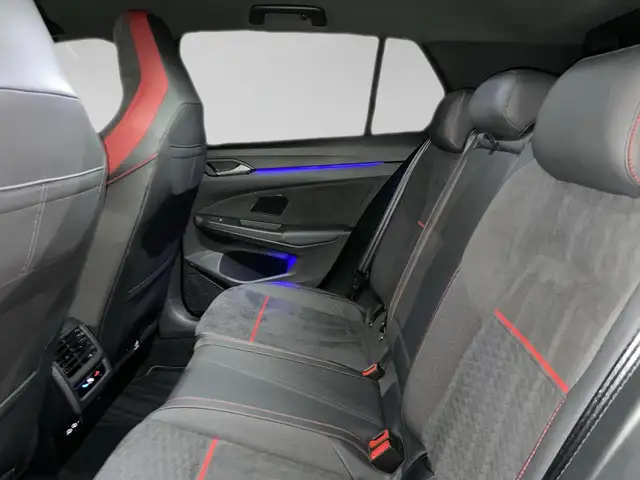 Volkswagen Golf view 11