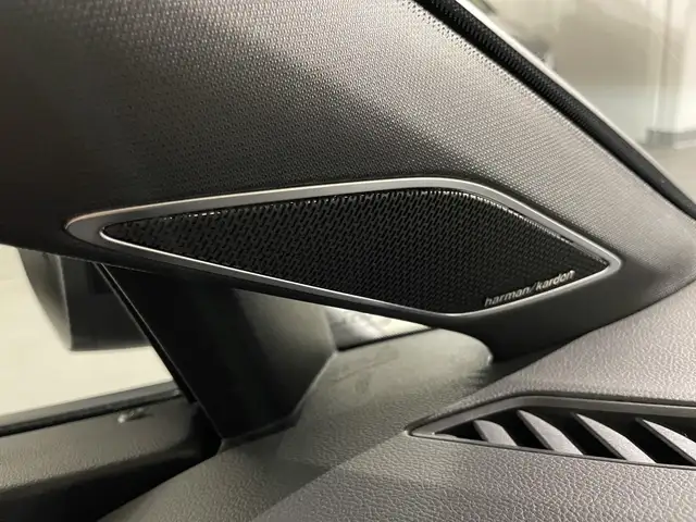 Volkswagen Golf view 13