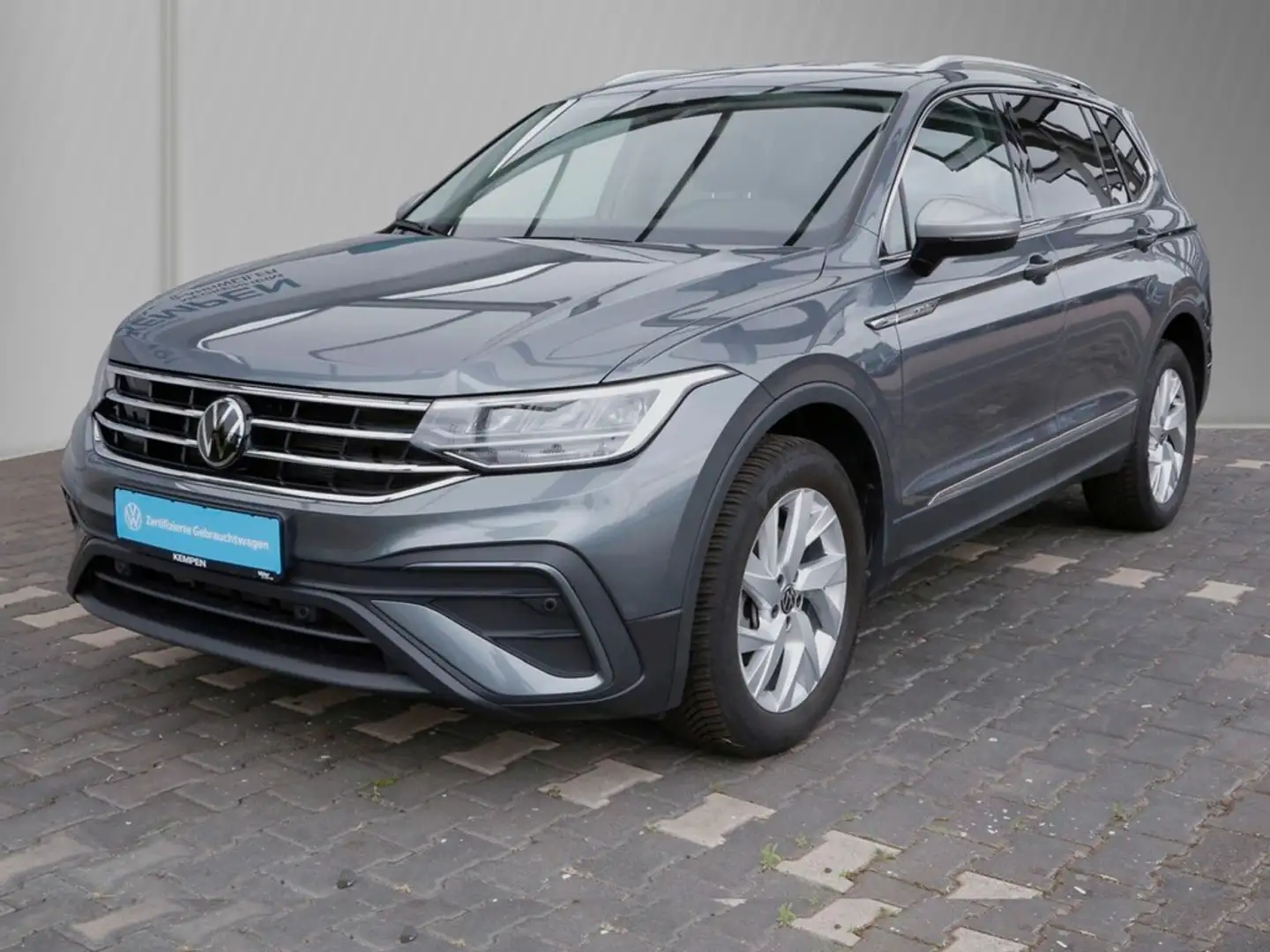 Volkswagen Tiguan Allspace 2.0 TDI DSG 7-Sitzer AHK Navi+VC ACC RFK+PDC LE... Grau - 2