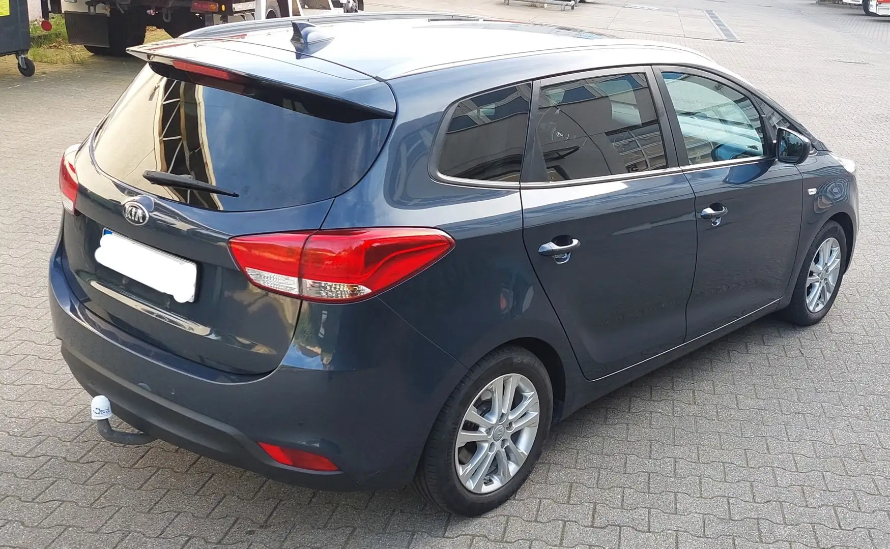 Kia Carens 7 Sitzer, AHK , TÜV und SERVICE neu Bleu - 2