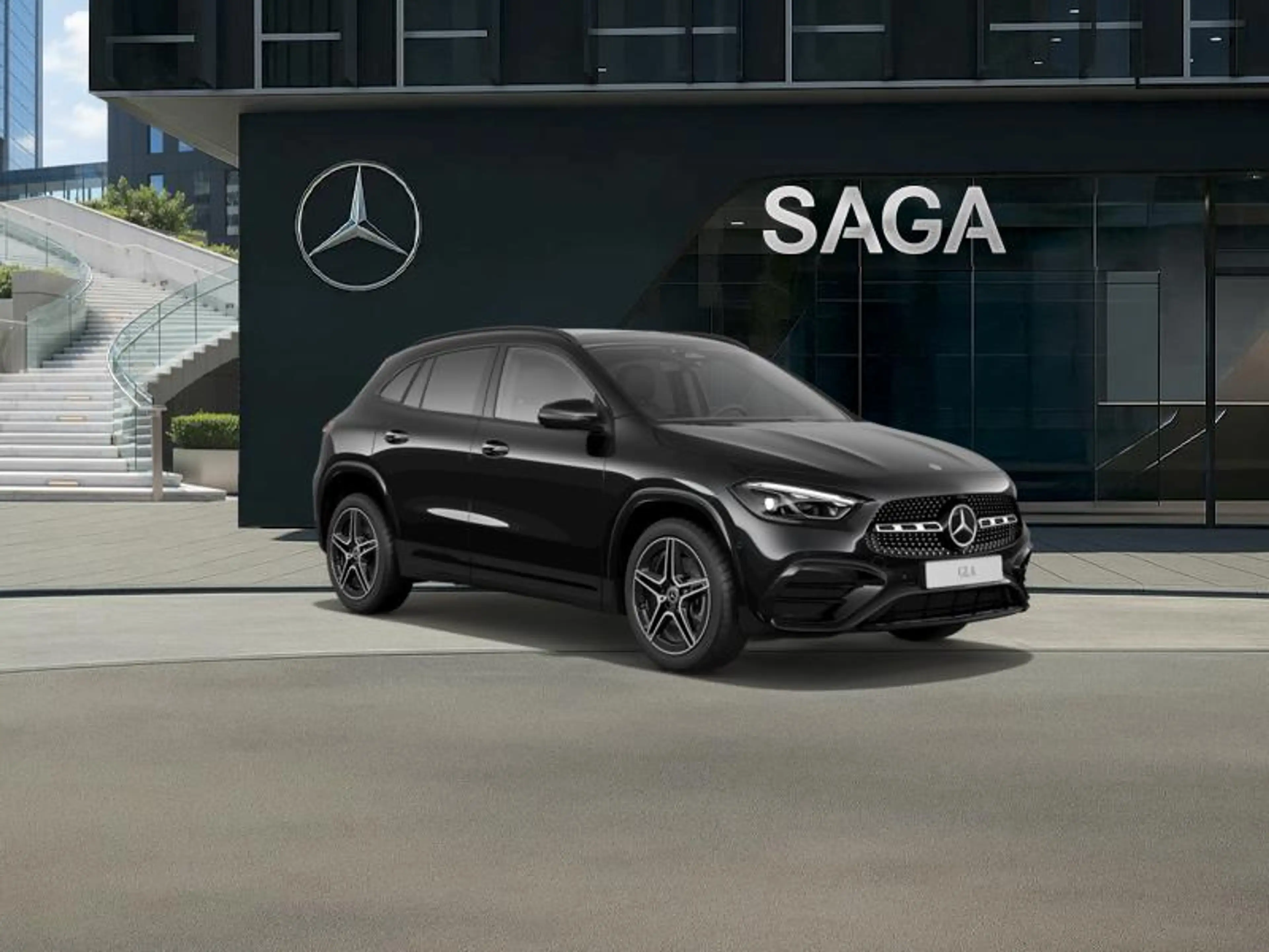 Mercedes-Benz GLA 180 — photo 13