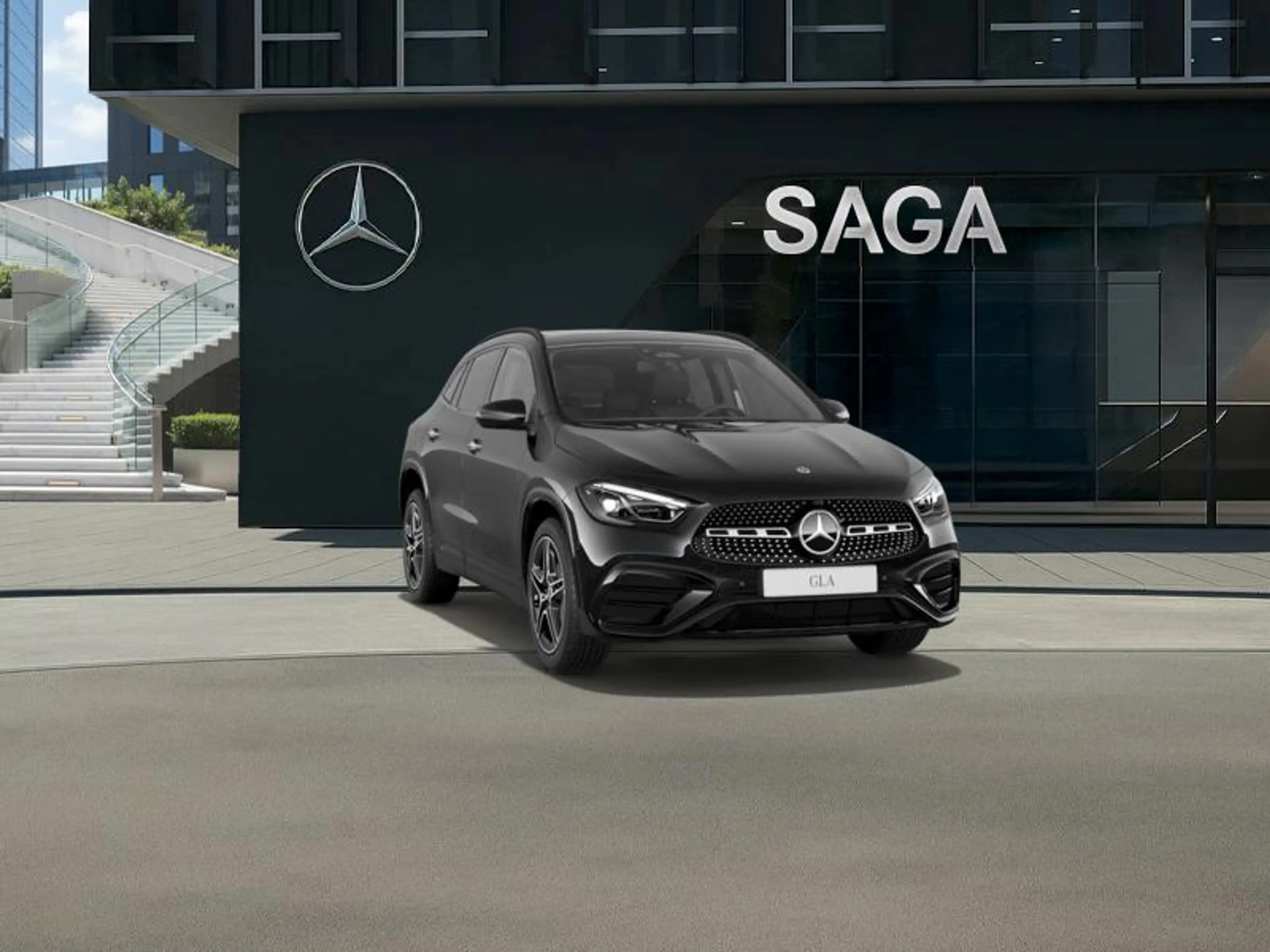 Mercedes-Benz GLA 180 — photo 12