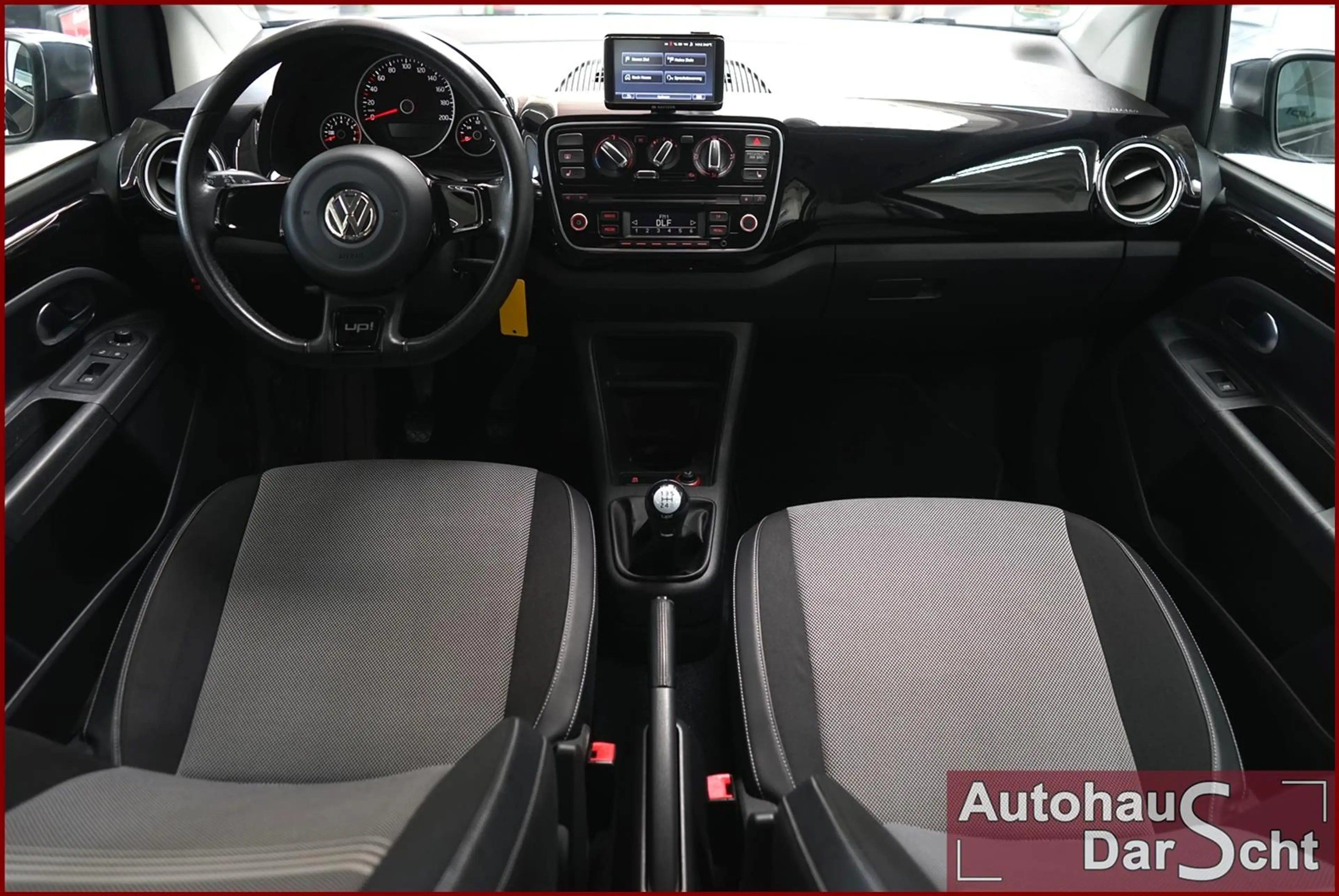 Volkswagen up! 1.0 black Inspektion neu, HU/AU neu — photo 7