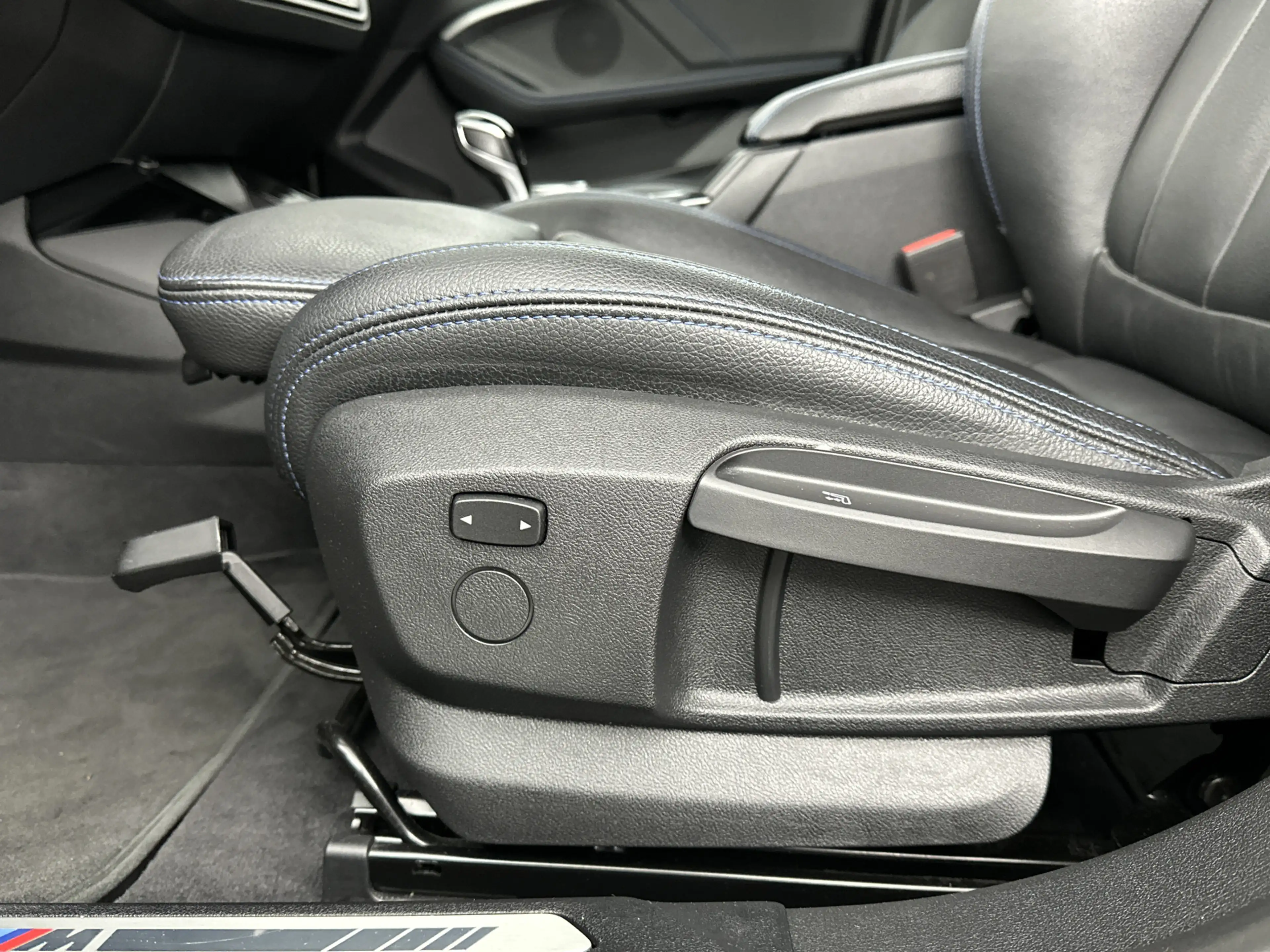 BMW 118 1-serie 118i Business Edition Plus | Model M Sport — photo 12