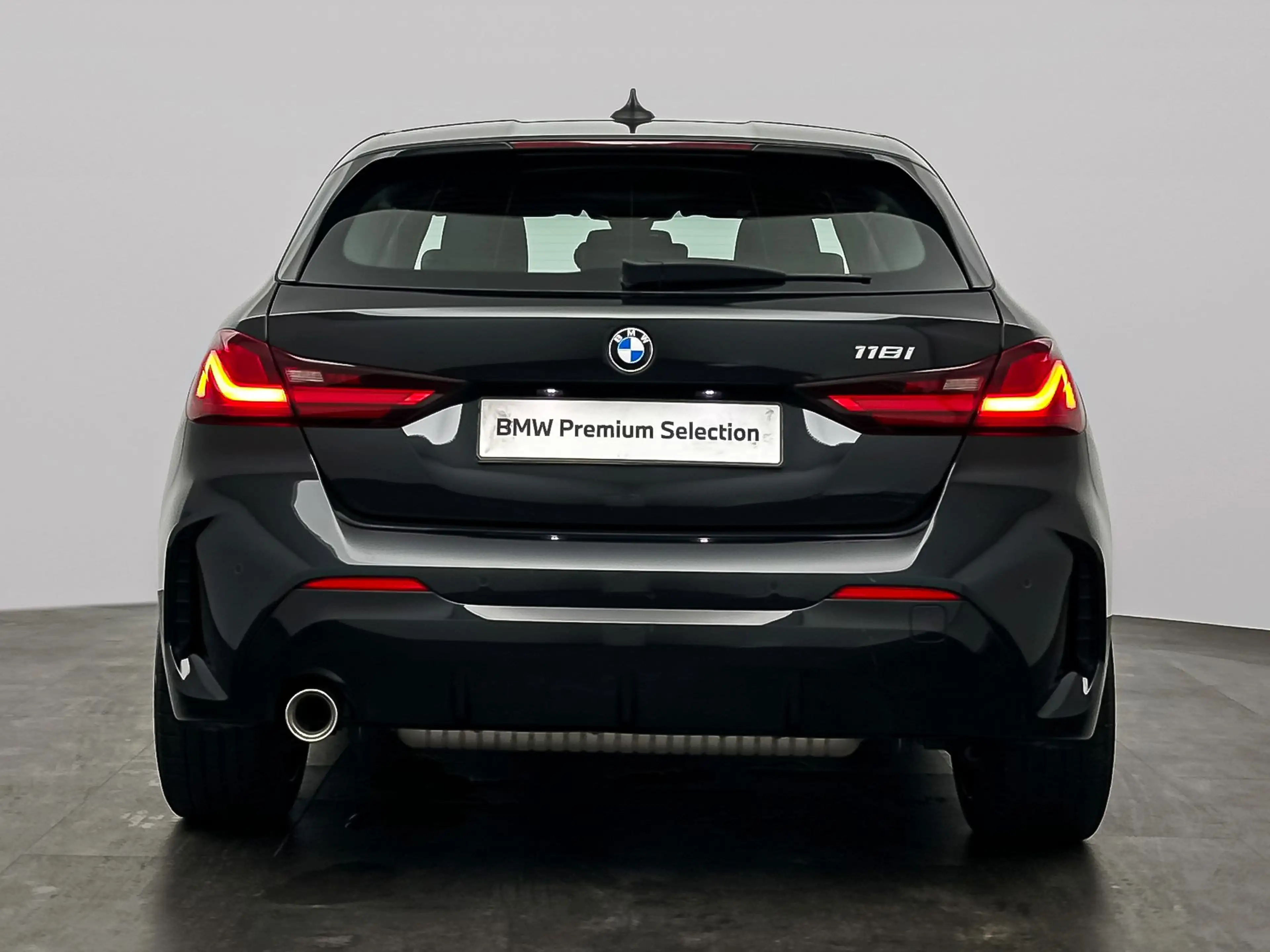 BMW 118 1-serie 118i Business Edition Plus | Model M Sport — photo 3