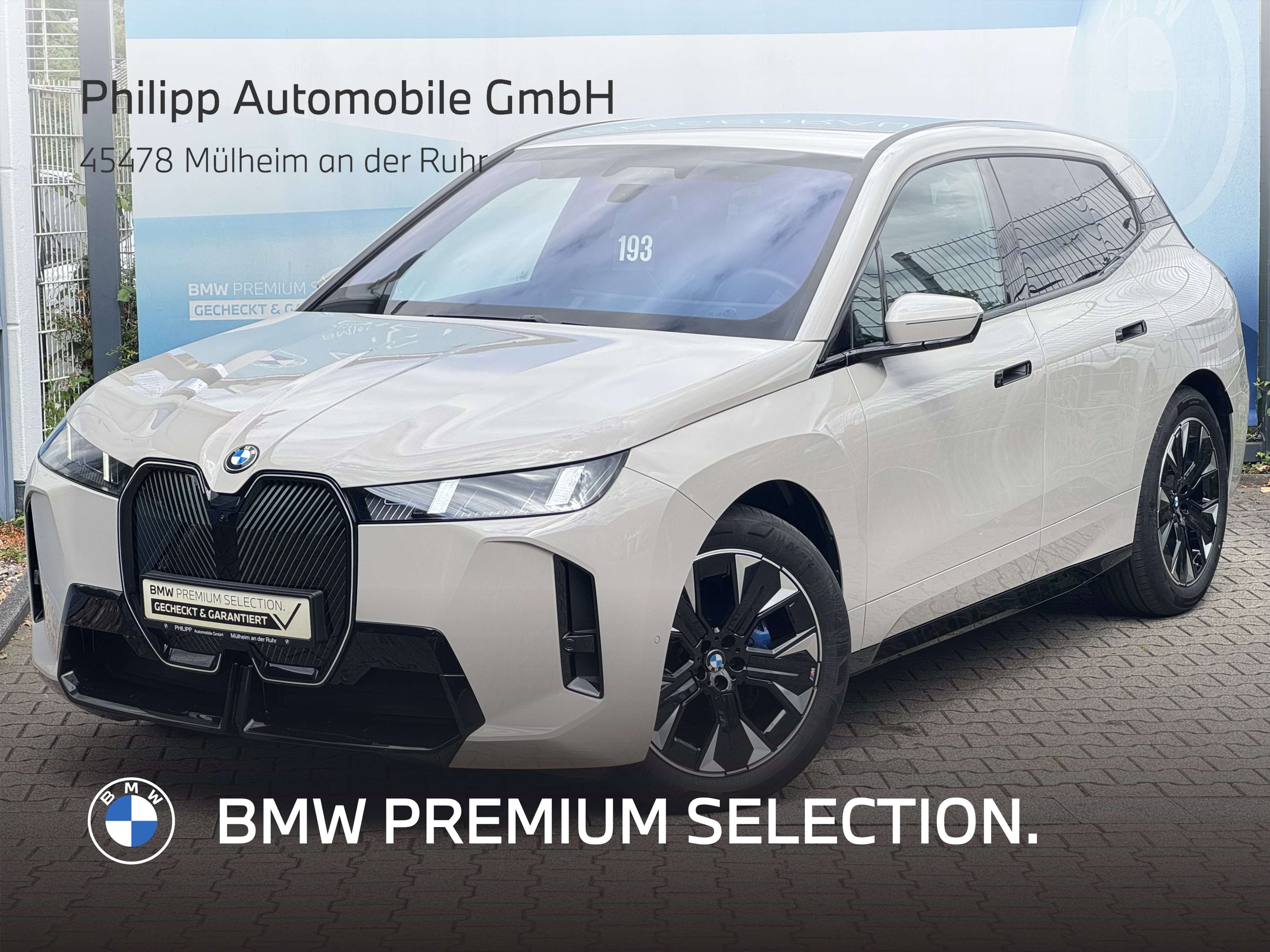 BMW iX