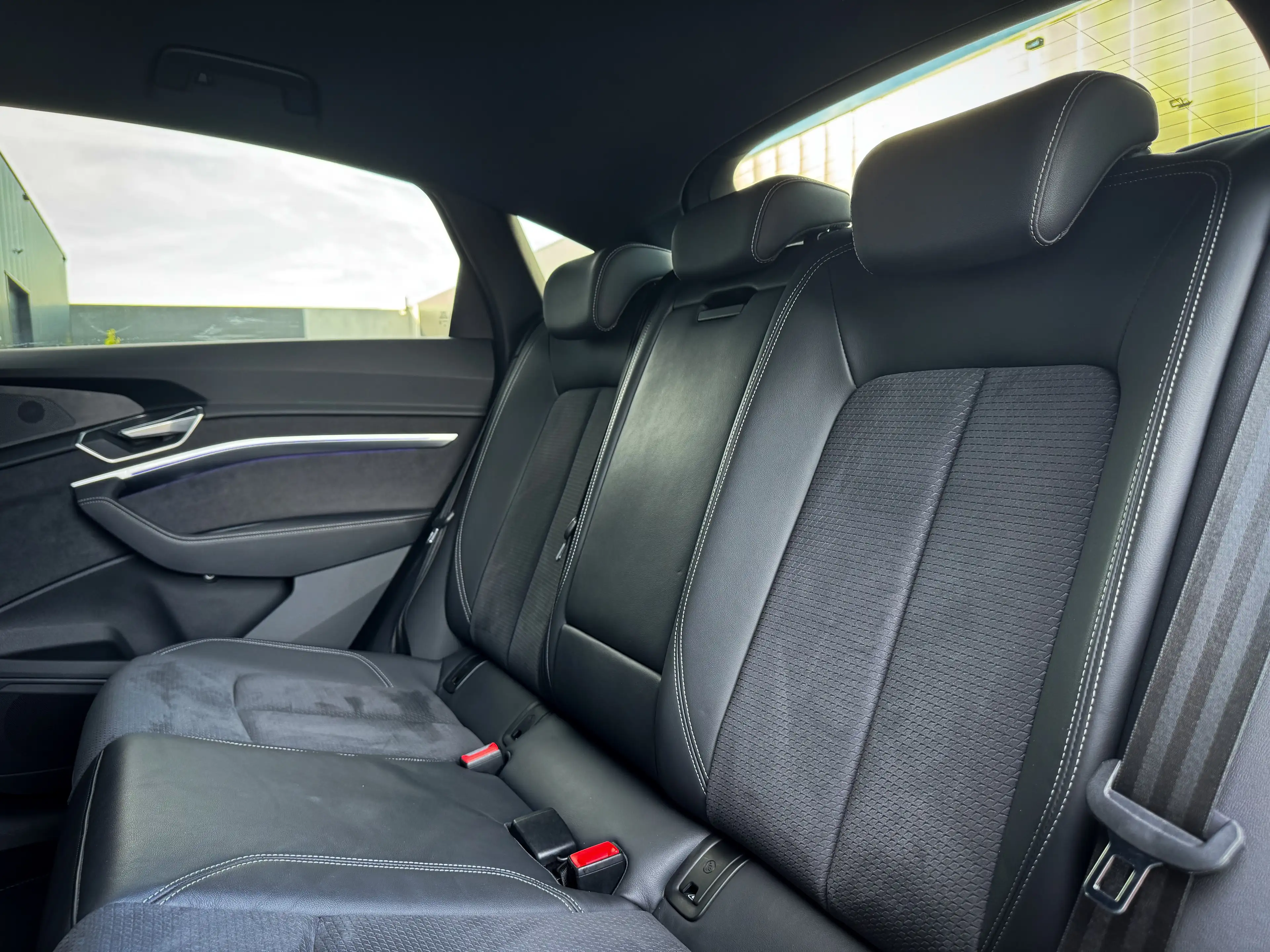 Audi Q8 e-tron Sportback Quattro S-line / Facelift / Trekhaak / 360 / 22kW laden / Luchtvering / TOP!! — photo 11