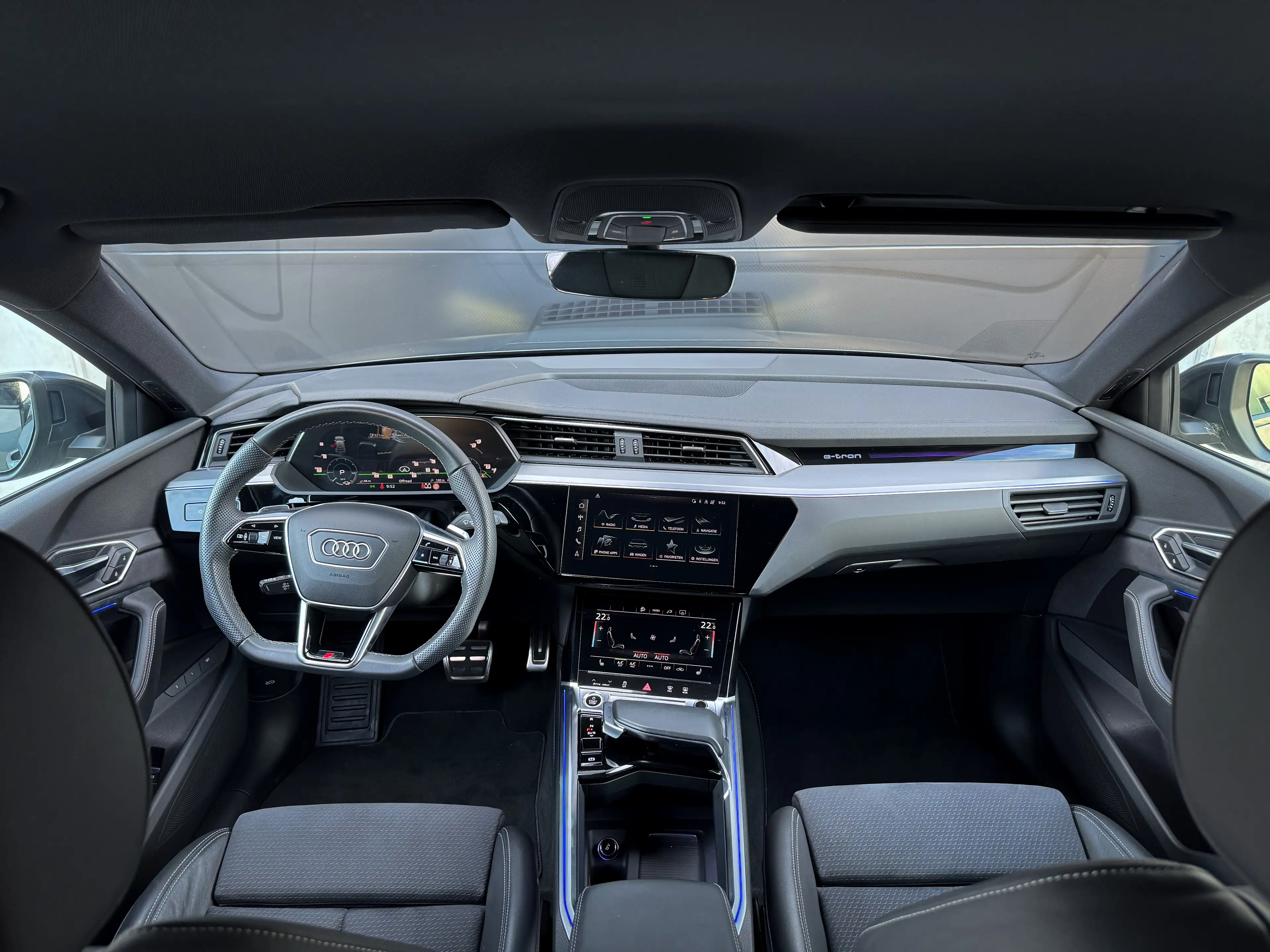 Audi Q8 e-tron Sportback Quattro S-line / Facelift / Trekhaak / 360 / 22kW laden / Luchtvering / TOP!! — photo 12