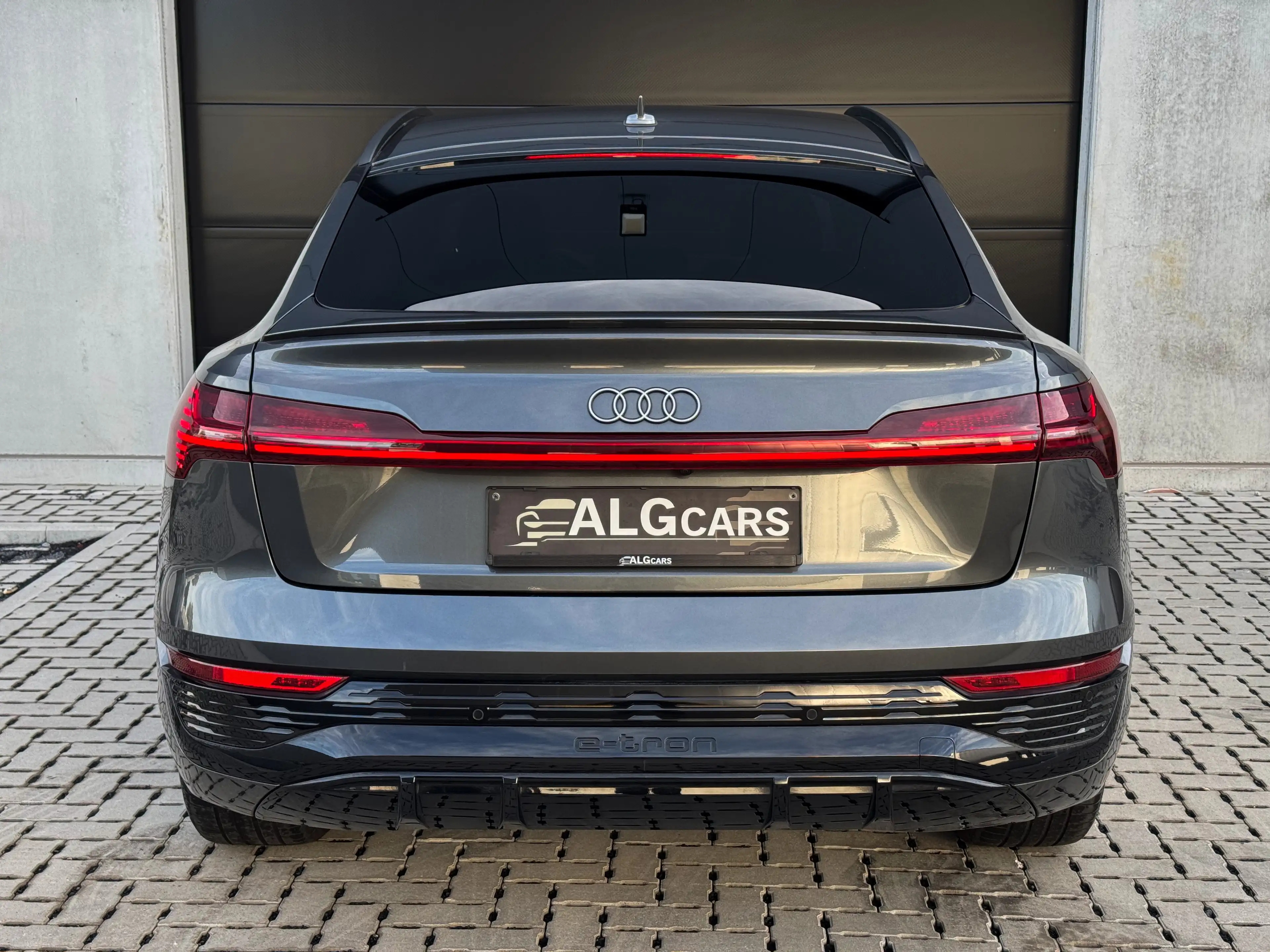 Audi Q8 e-tron Sportback Quattro S-line / Facelift / Trekhaak / 360 / 22kW laden / Luchtvering / TOP!! — photo 7