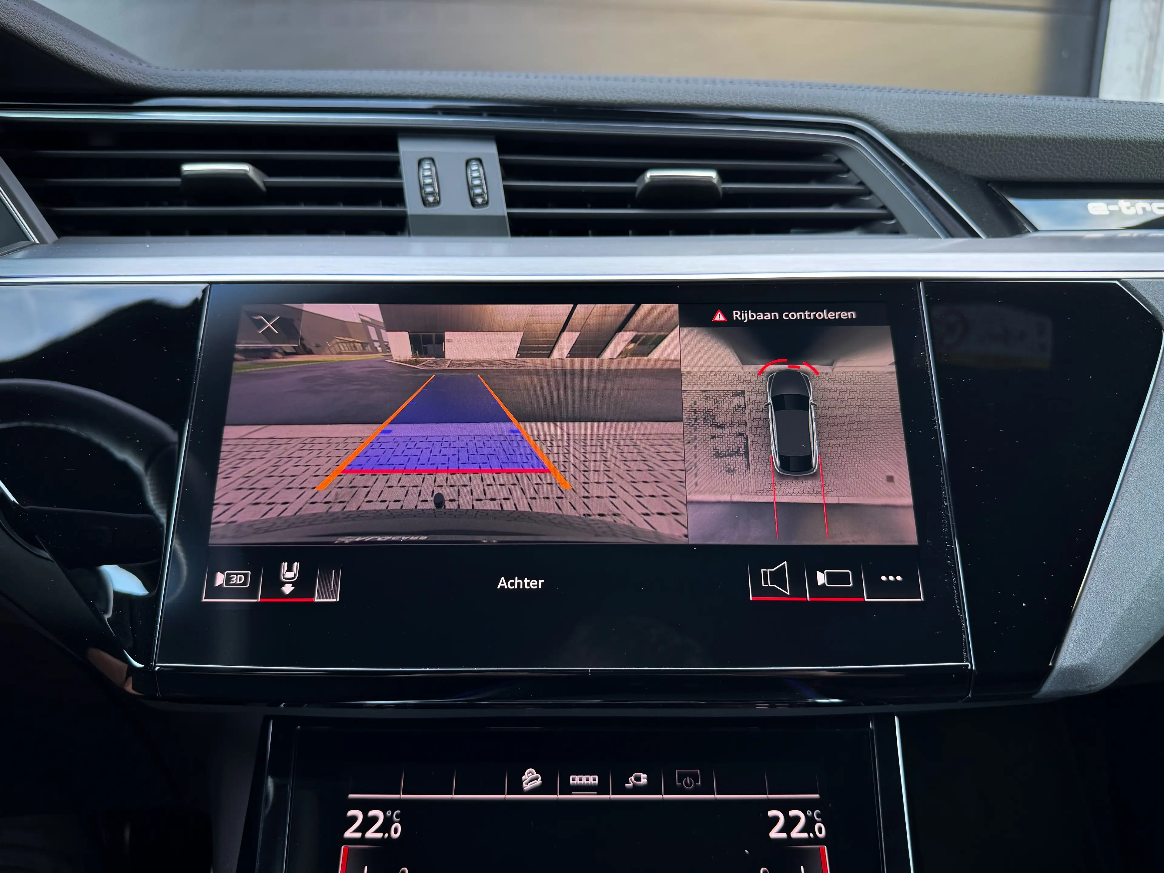 Audi Q8 e-tron Sportback Quattro S-line / Facelift / Trekhaak / 360 / 22kW laden / Luchtvering / TOP!! — photo 17