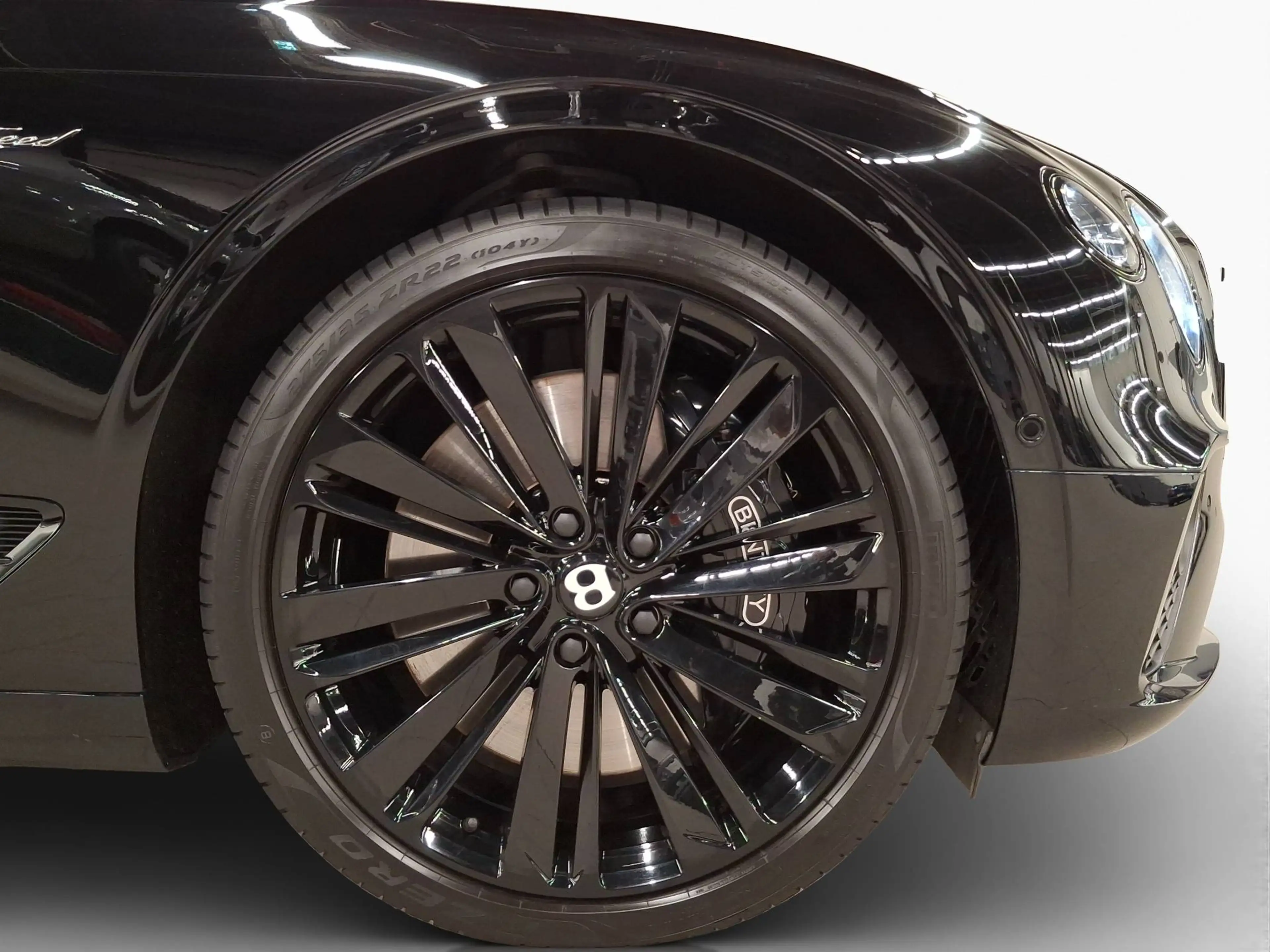 Bentley Continental GT W12 Speed — photo 6