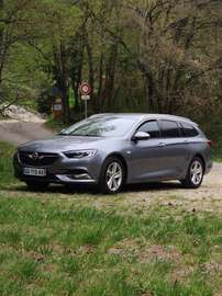Insignia Sports Tourer 2.0 D 170 ch BlueInjection Elite