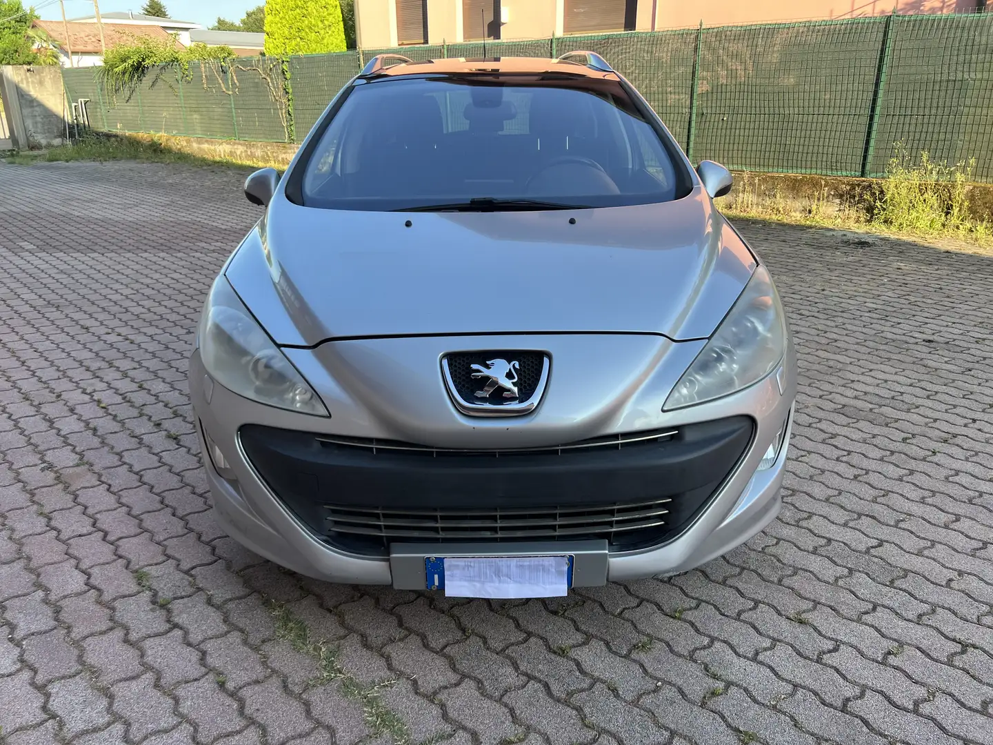 Peugeot 308 SW 2.0 hdi Ciel 140cv Argento - 2