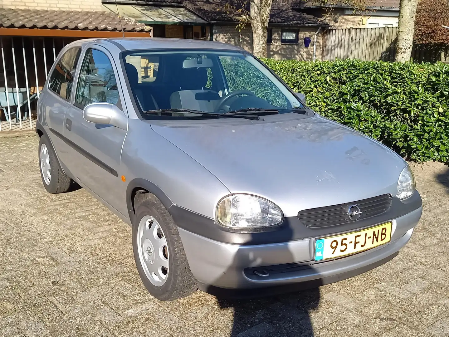 Opel Corsa Corsa 1.2i-16V Onyx Zilver - 2
