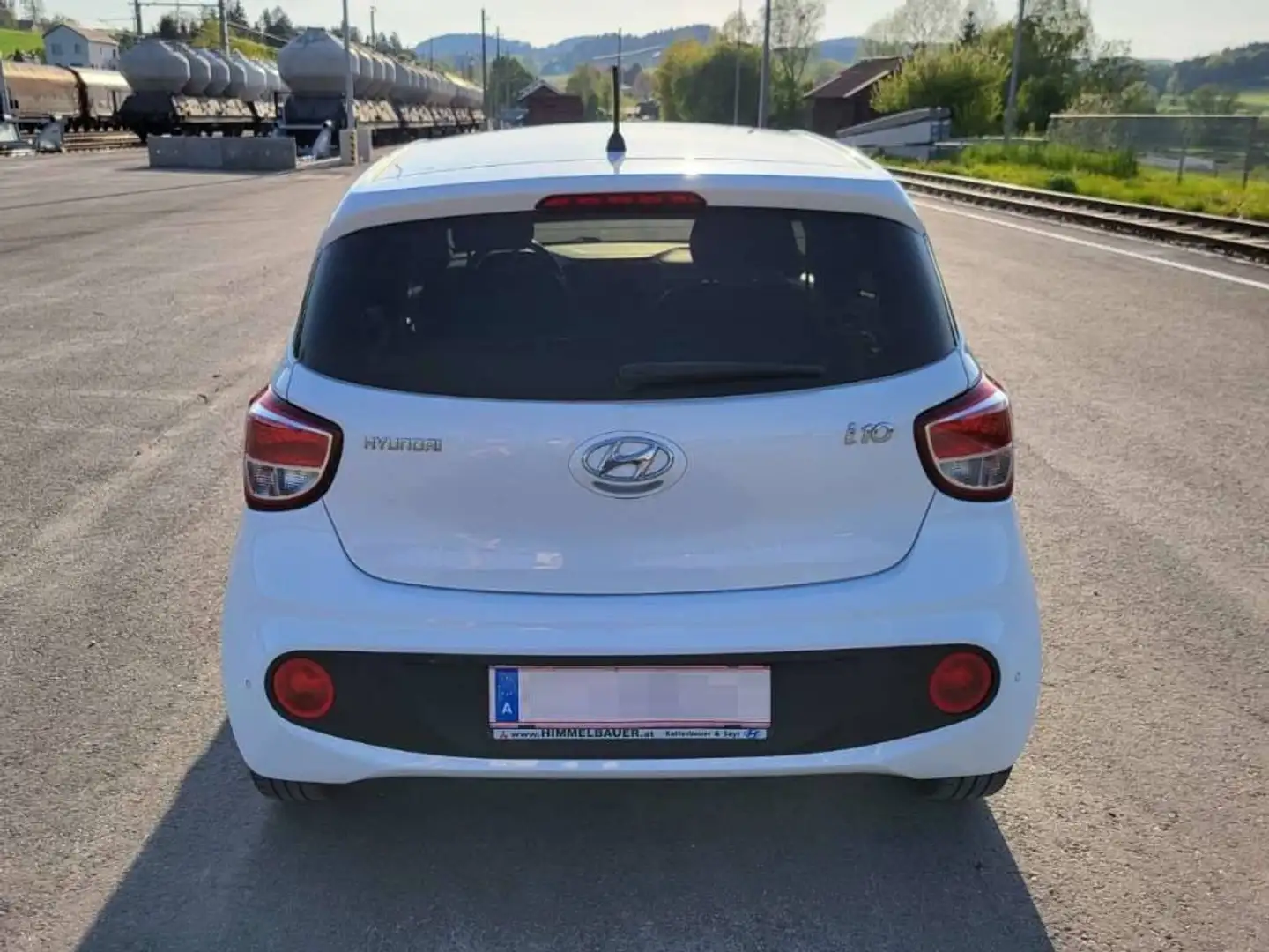 Hyundai i10 i10 1,0 GO! PLUS GO! PLUS Weiß - 1