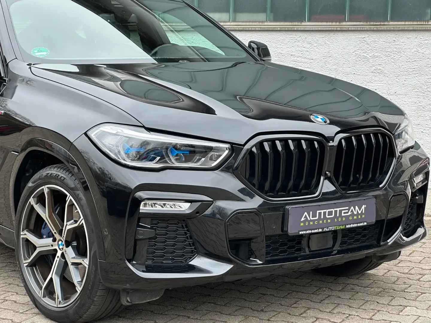 BMW X6 xDrive 40d*M Sport*Laser*Komfortsitz*ACC*HUD Noir - 2