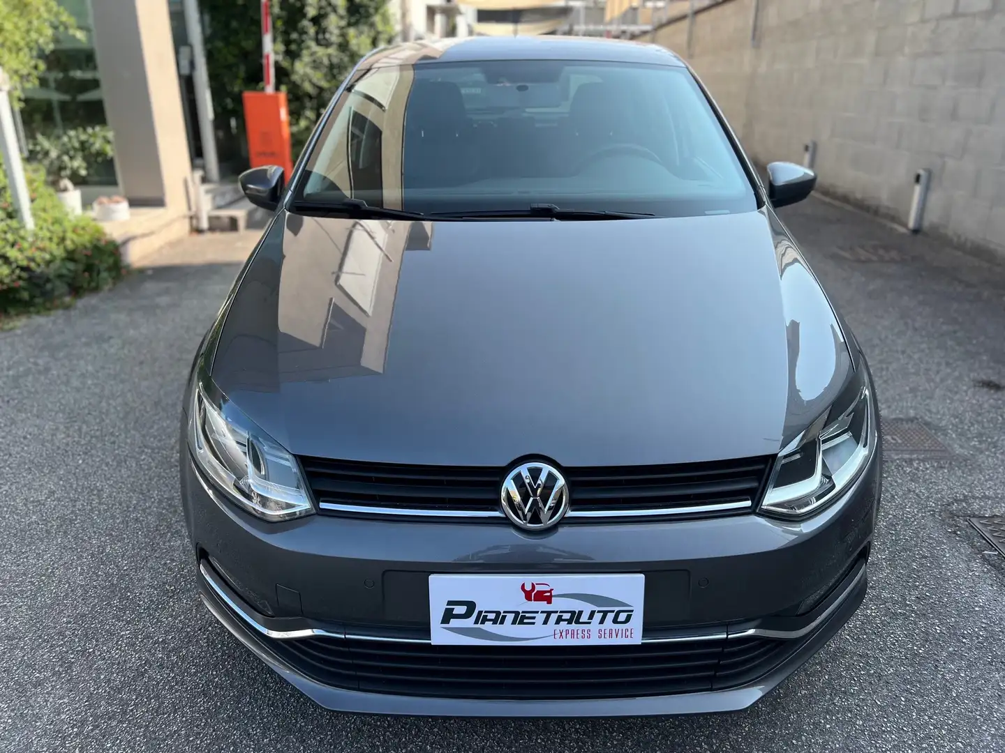 Volkswagen Polo 5p 1.4 tdi bm Comfortline 90cv PDC/TEL OK NEOPAT. Grigio - 2