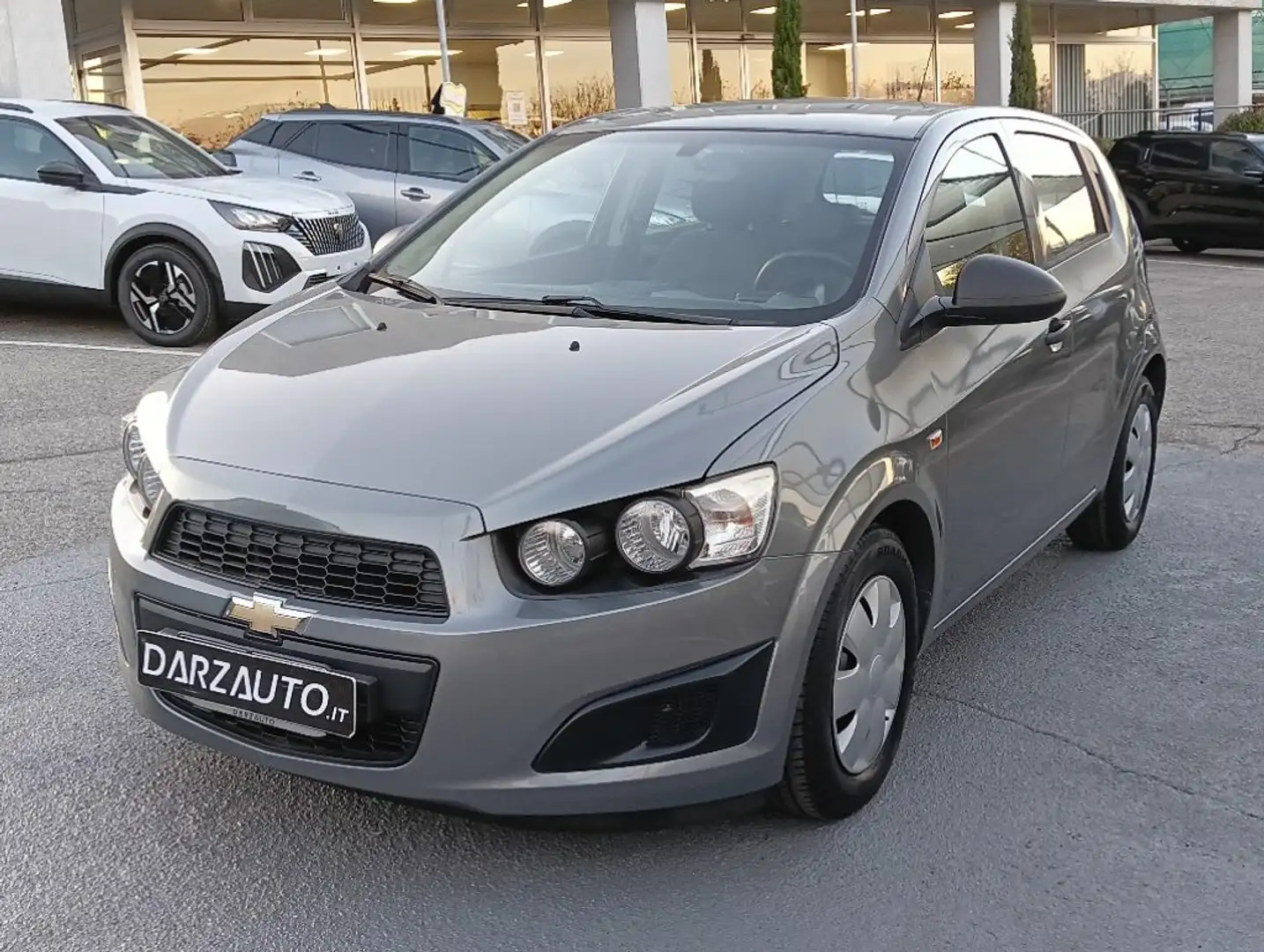 Chevrolet Aveo 1.2 86CV 5 porte Grau - 1