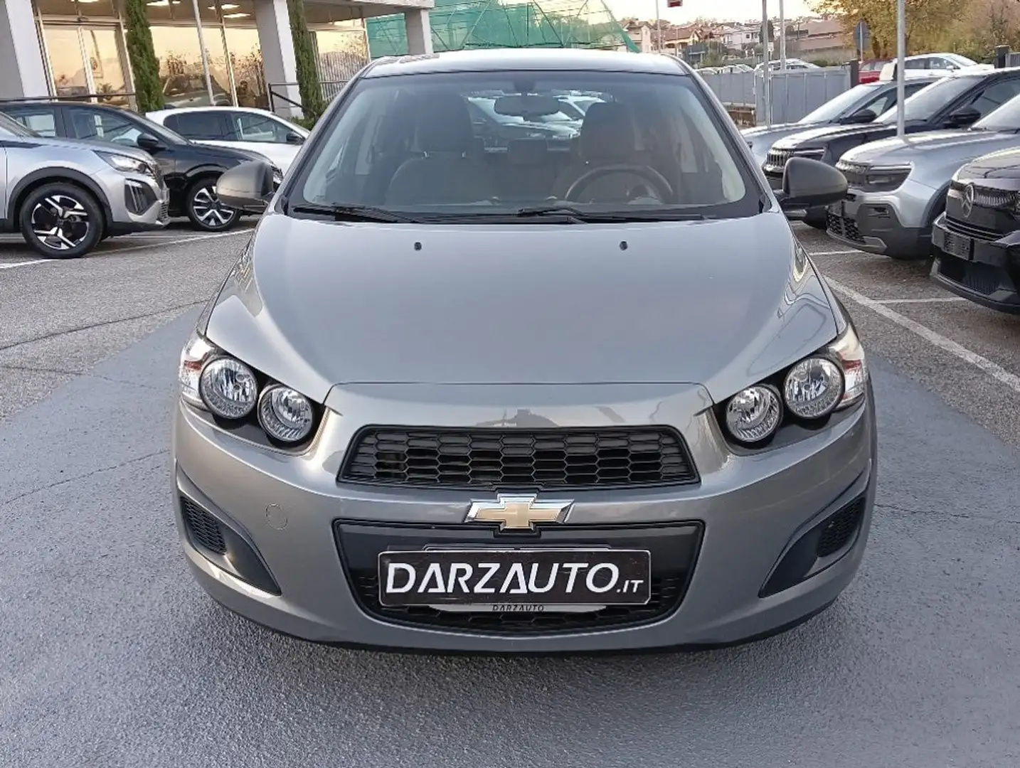 Chevrolet Aveo 1.2 86CV 5 porte Grau - 2
