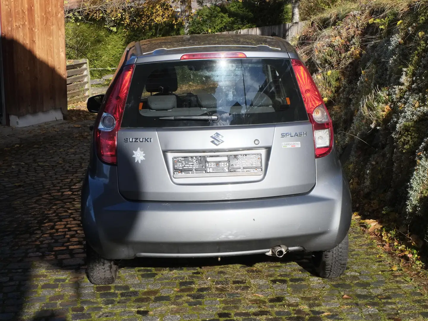 Suzuki Splash Splash 1.0 Basic // TÜV Neu Silber - 2