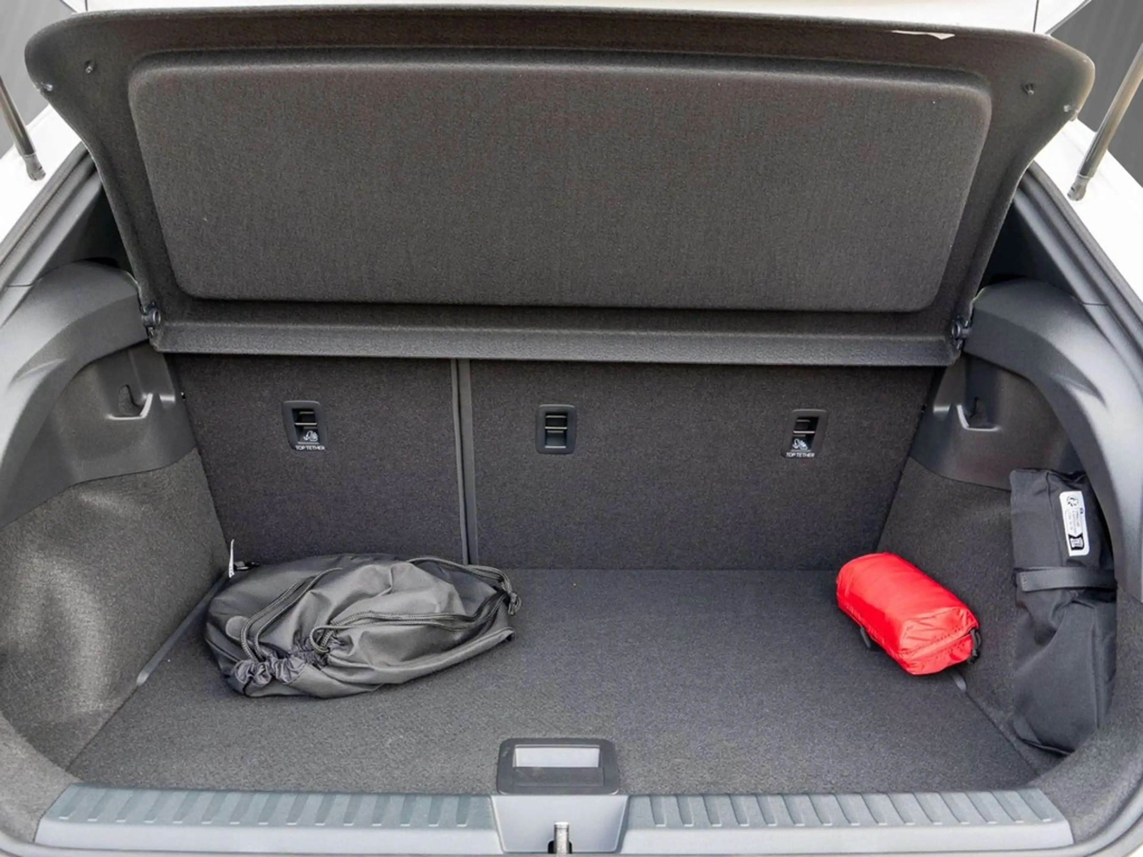 Volkswagen ID. Polo ID.Polo Style AHK, Panoramadach, Navi — photo 6