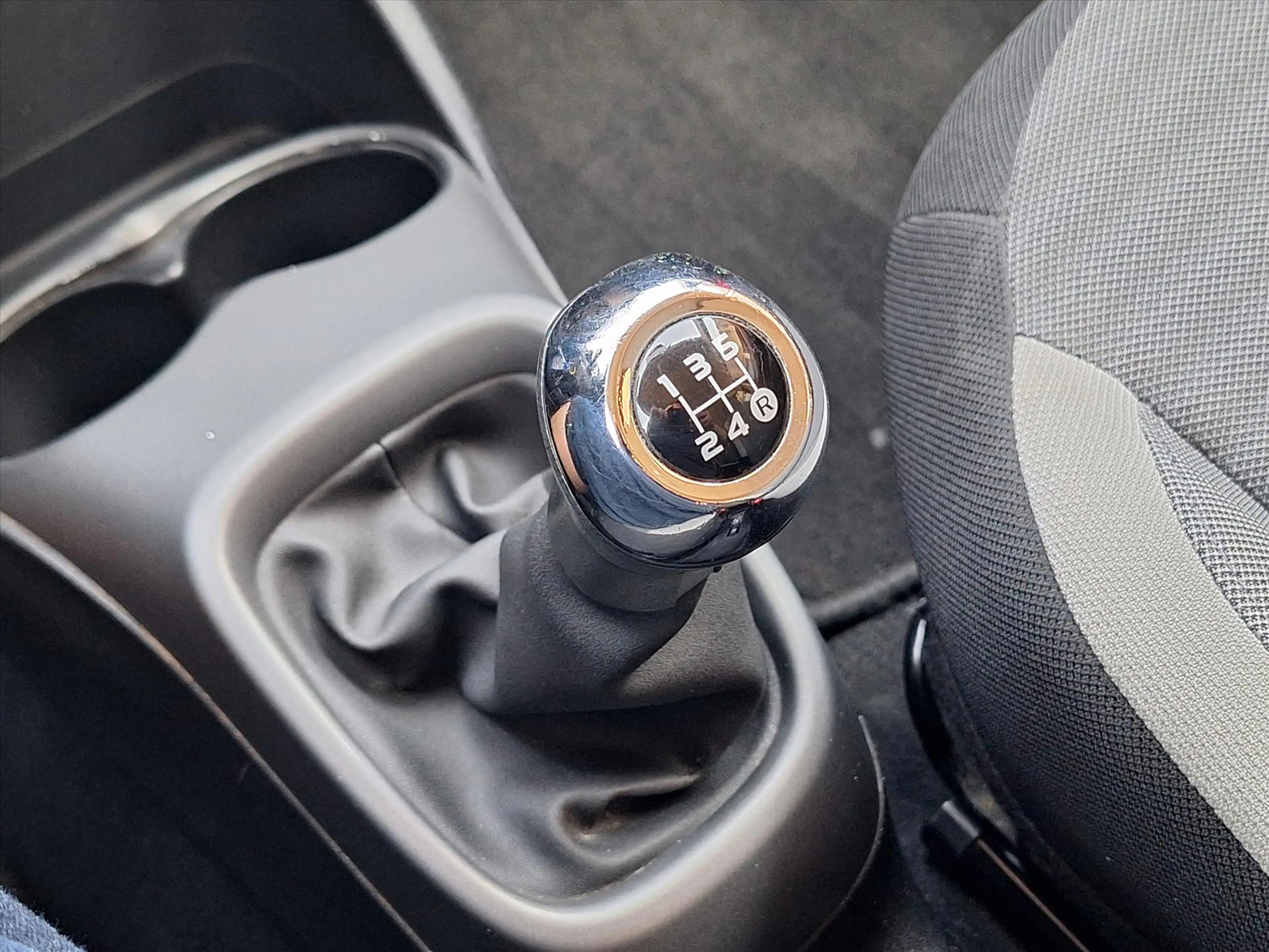 Toyota Aygo 1.0 VVT-i 5D x-joy | Apple CarPlay/Android auto, L — photo 21