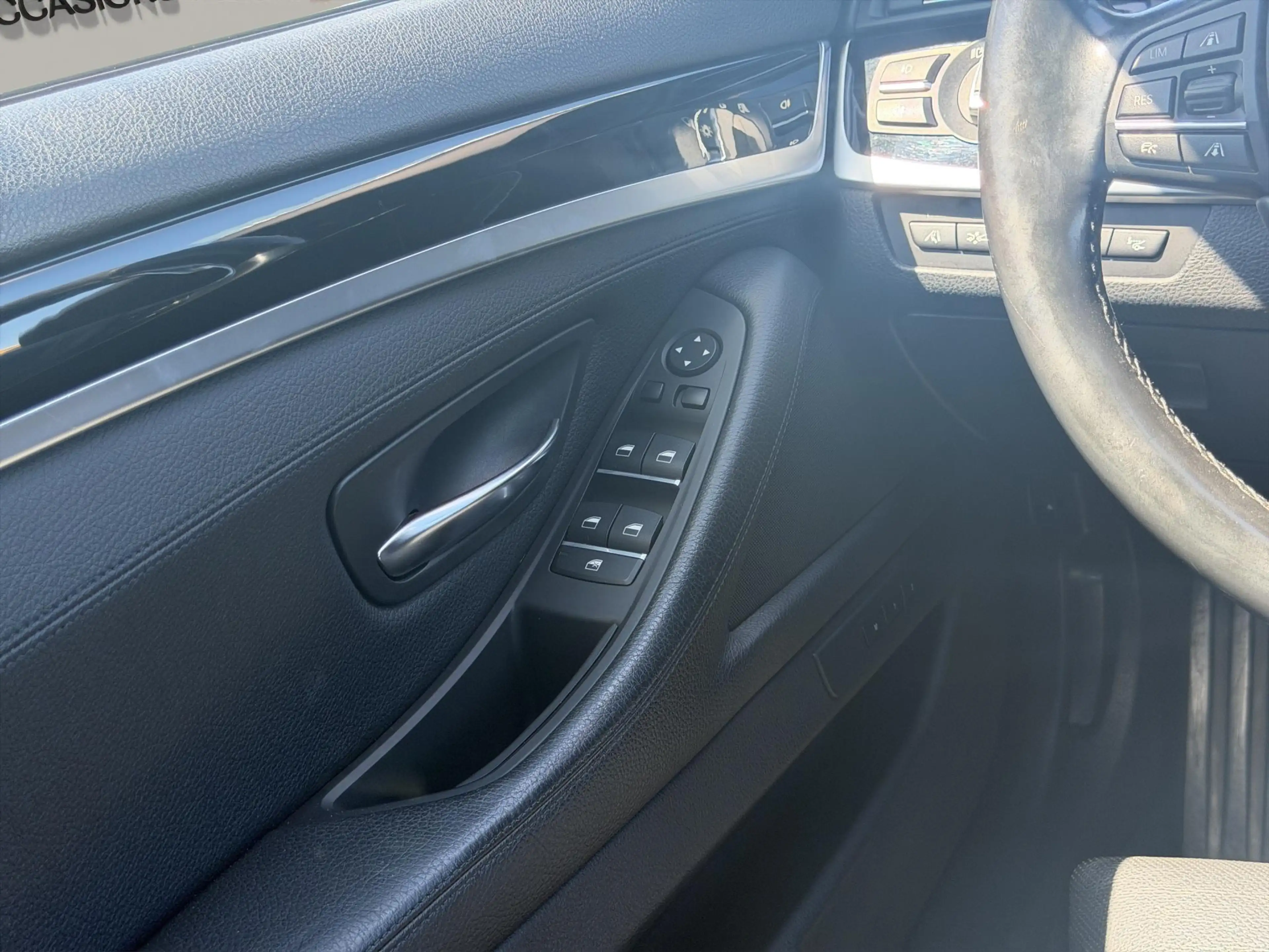 BMW 535 5-serie Touring 535xi High Executive 360 Night Pan — photo 12