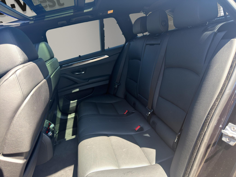 BMW 535 5-serie Touring 535xi High Executive 360 Night Pan — photo 27