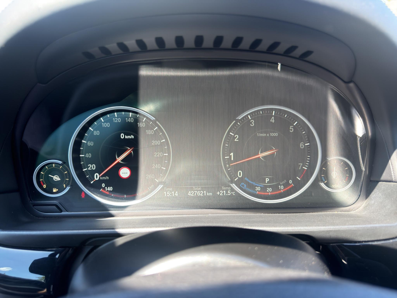 BMW 535 5-serie Touring 535xi High Executive 360 Night Pan — photo 23