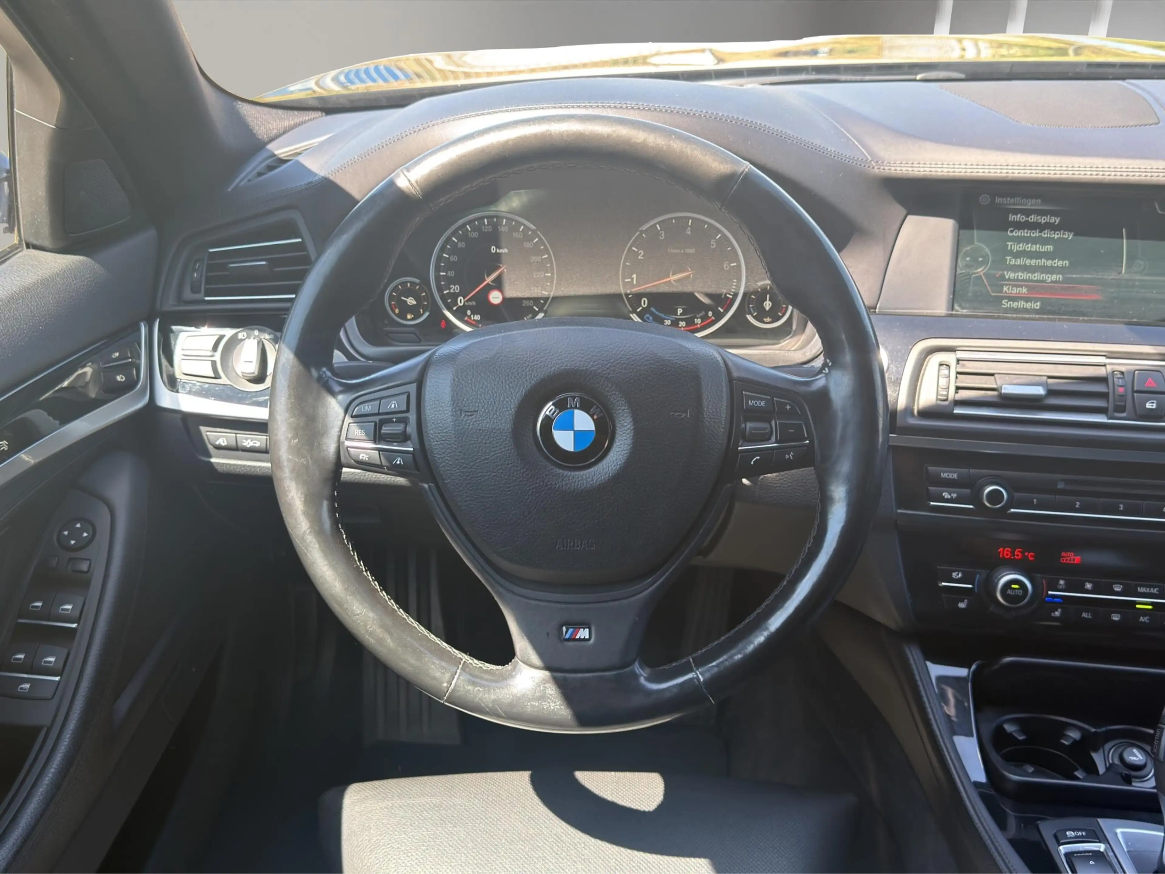 BMW 535 5-serie Touring 535xi High Executive 360 Night Pan — photo 9