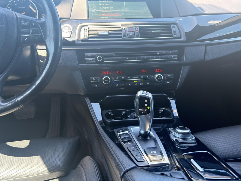 BMW 535 5-serie Touring 535xi High Executive 360 Night Pan — photo 16