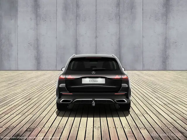 Mercedes-Benz E-Class view 5