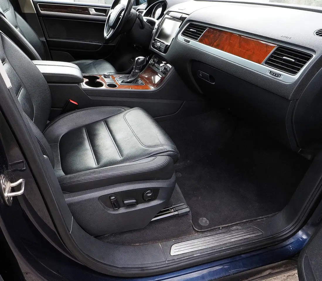 Volkswagen Touareg снимка Volkswagen Touareg