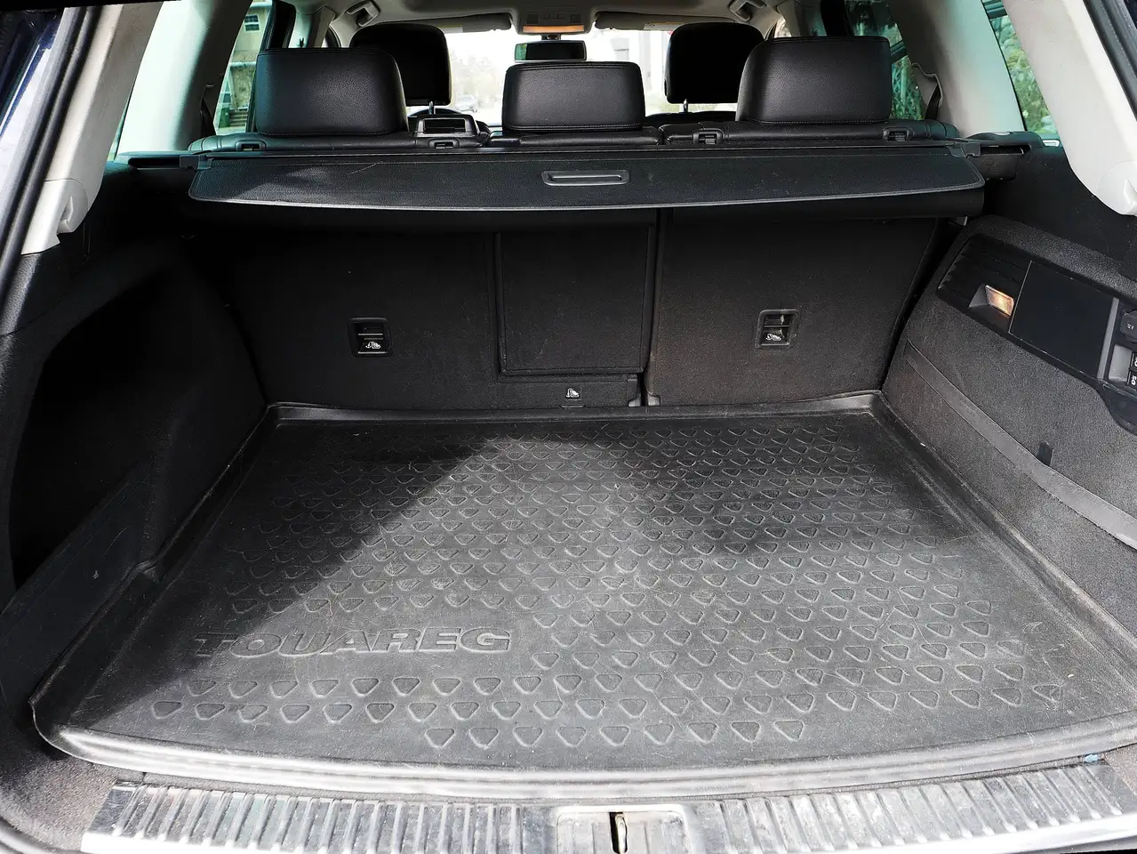 Volkswagen Touareg снимка Volkswagen Touareg