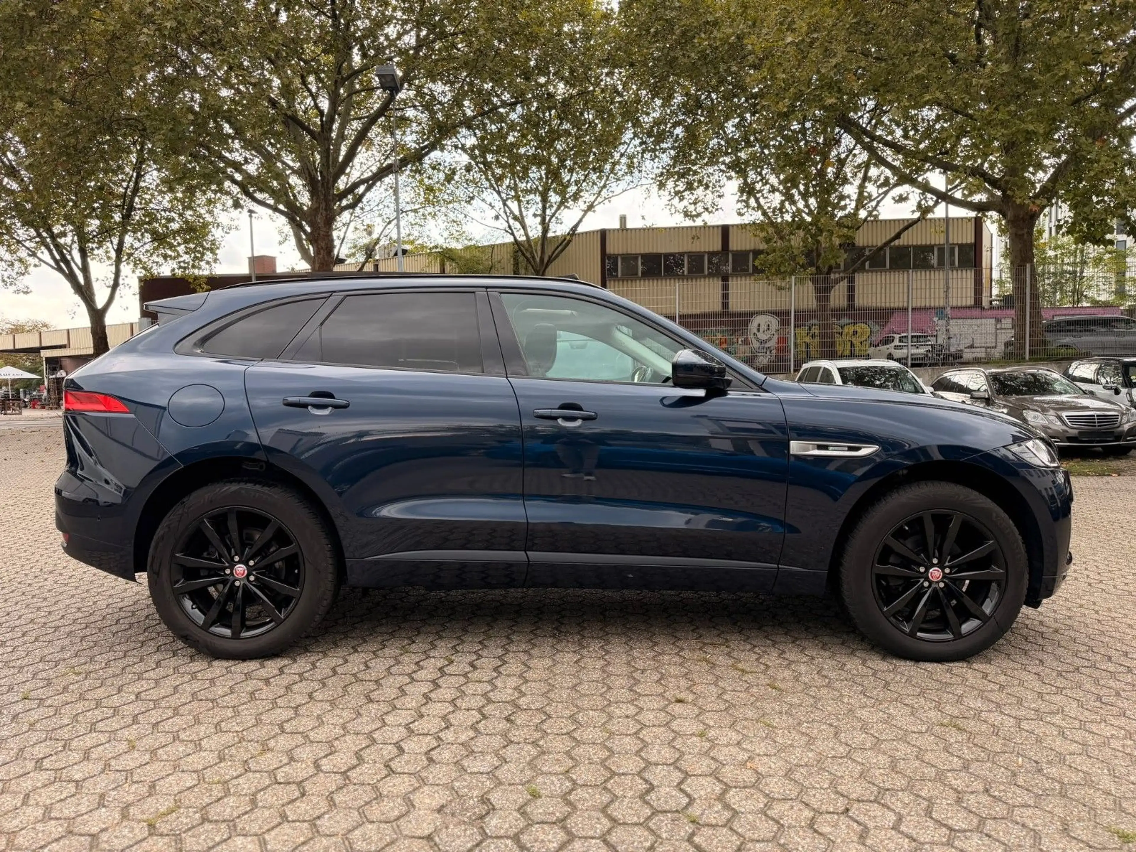 Jaguar F-Pace F-PACE R-Sport 20d AWD — photo 7