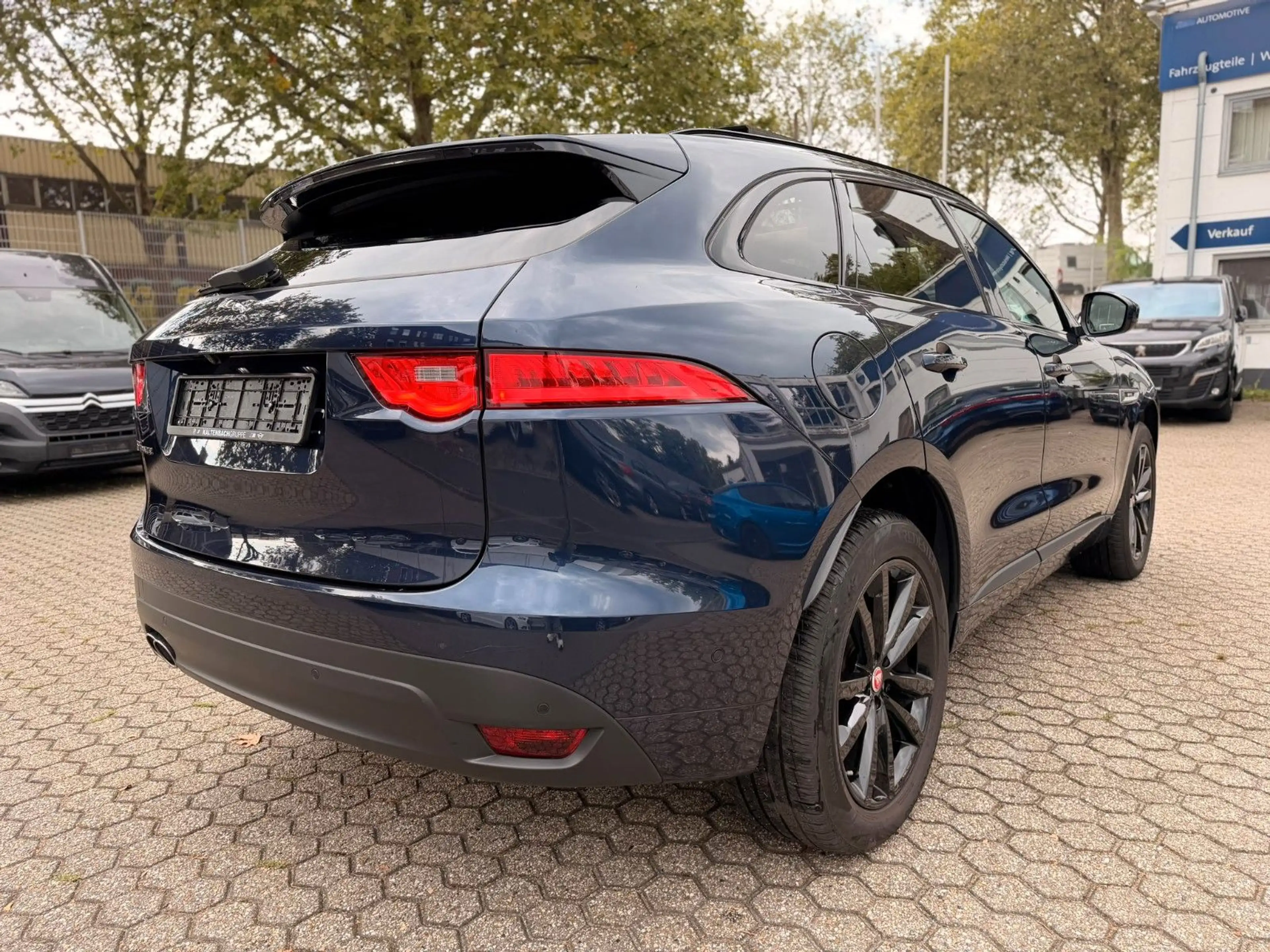 Jaguar F-Pace F-PACE R-Sport 20d AWD — photo 6